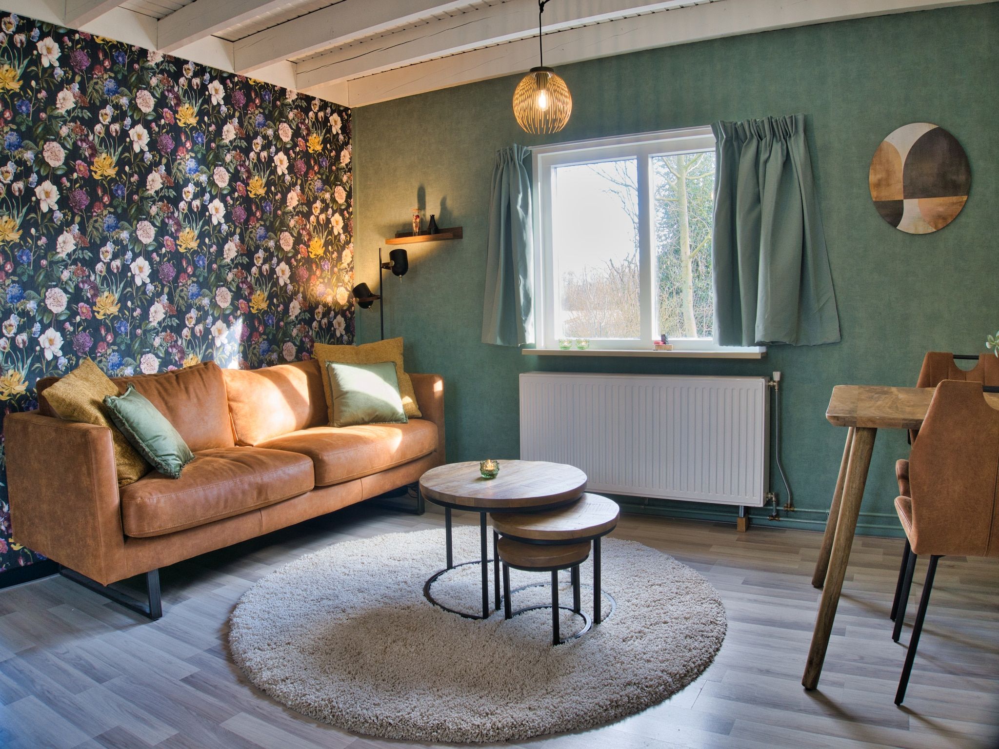 De woonkamer van Elperhof Schoonloo 16B in Schoonloo