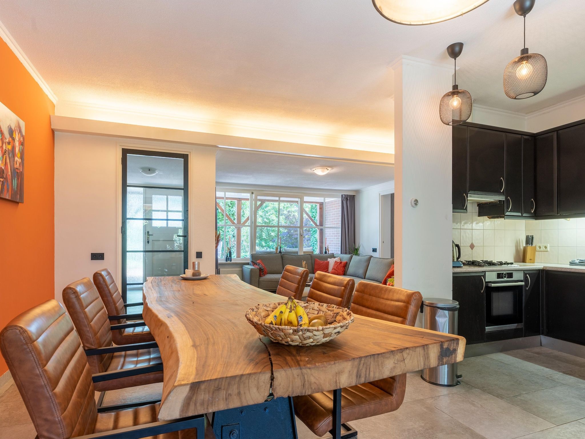 De eetkamer van Vakantiewoning de Zwaluw in Eibergen