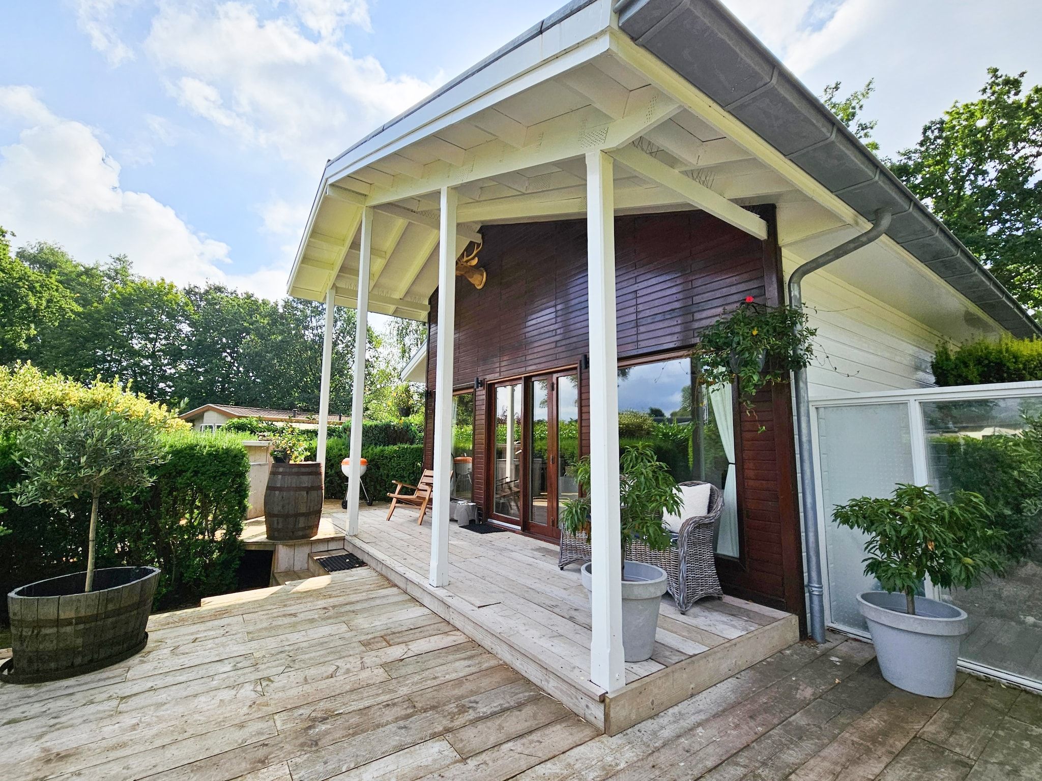 De buitenkant van Chalet Kieftveen Voorthuizen II 4 pax -817 in Voorthuizen