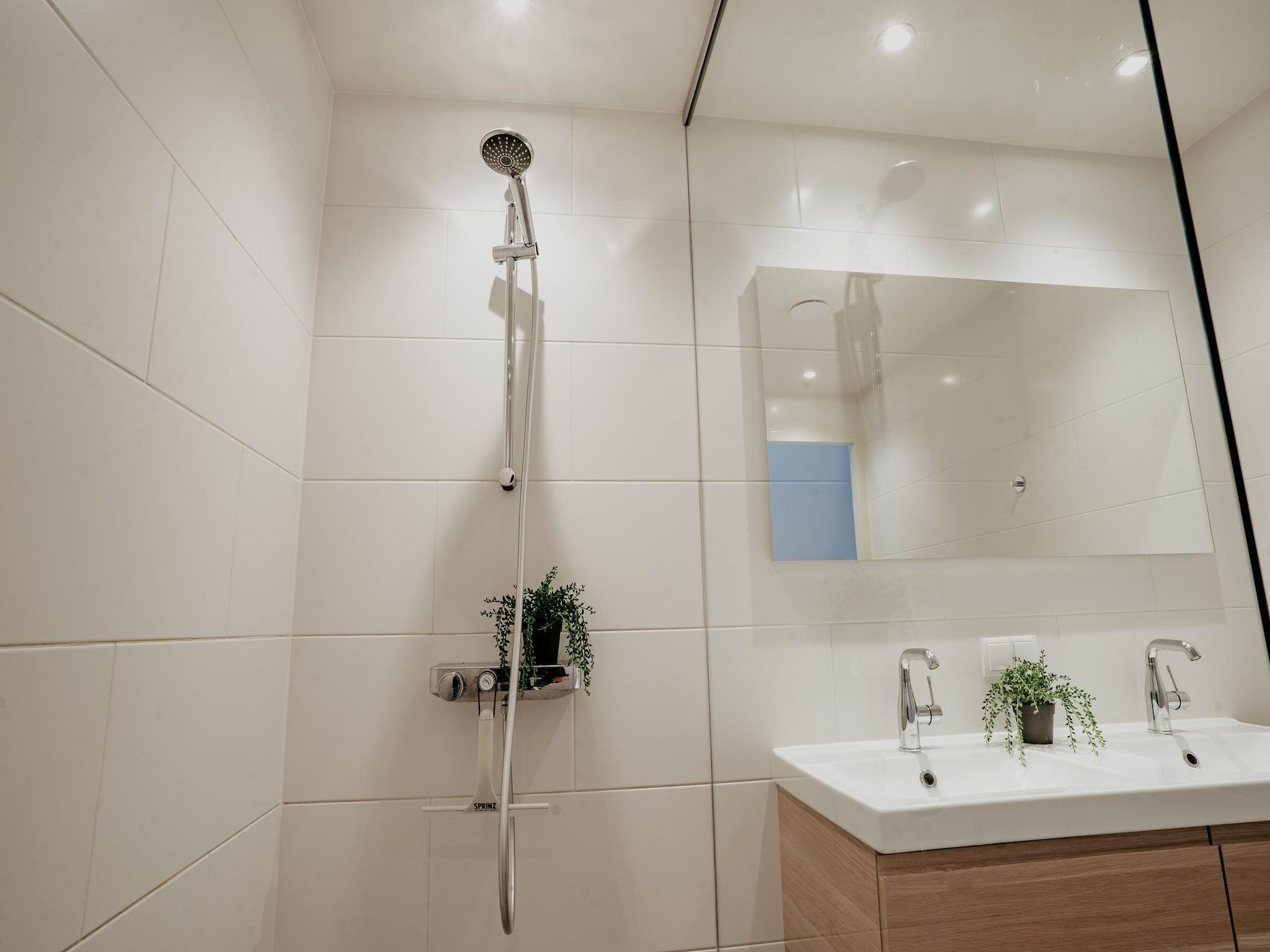 De badkamer van Waterpark de Meerparel 13 in Uitgeest