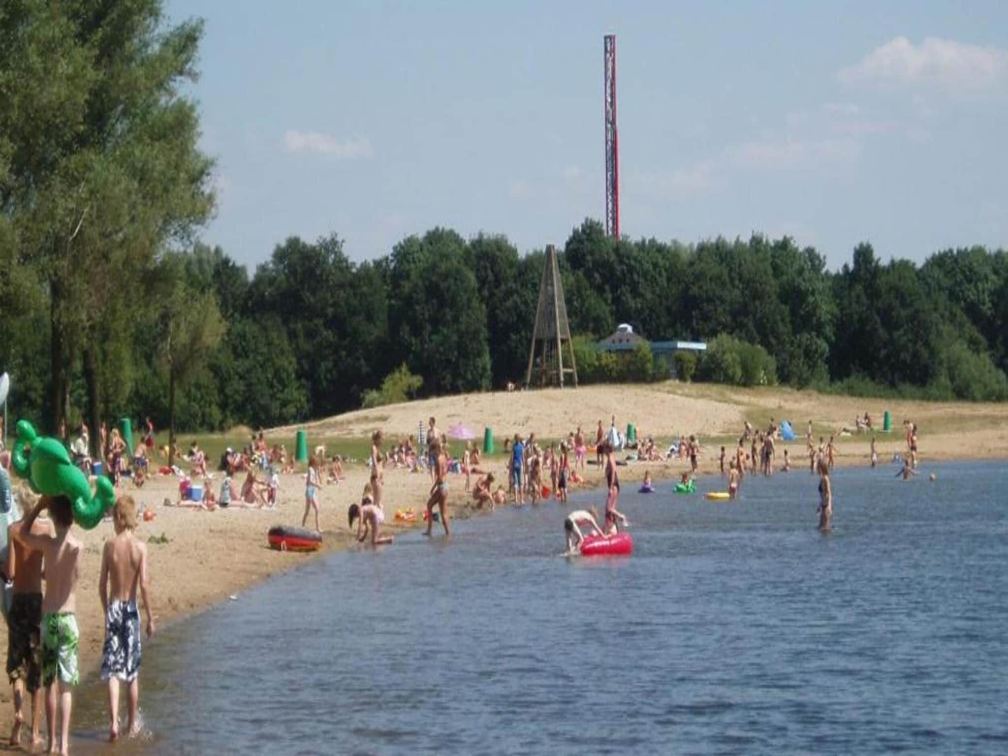 Vakantiepark 't Broeckhuys 3 in Ewijk - Foto 18 van 40