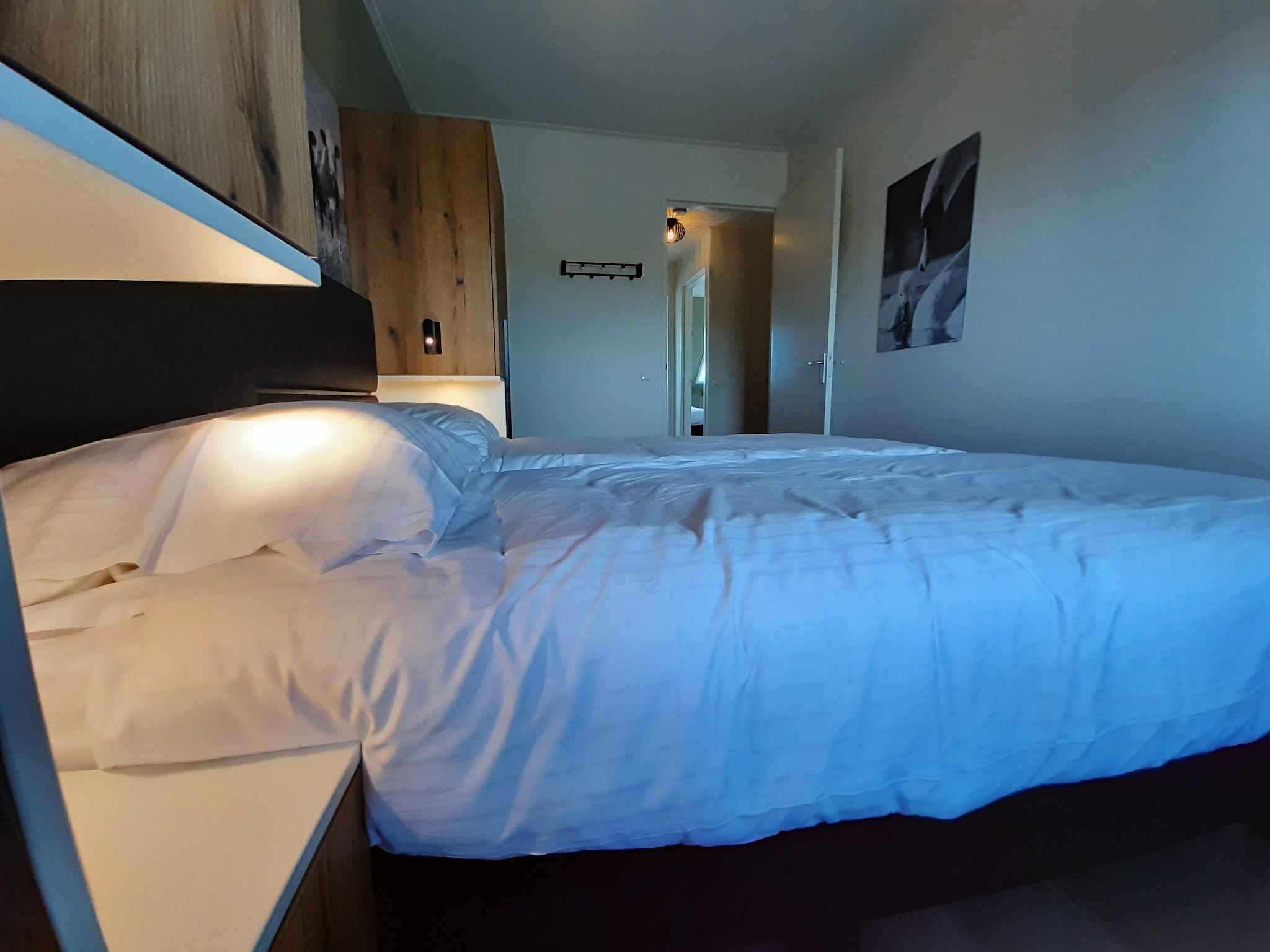 Een slaapkamer van 20 persoons villa in Leons