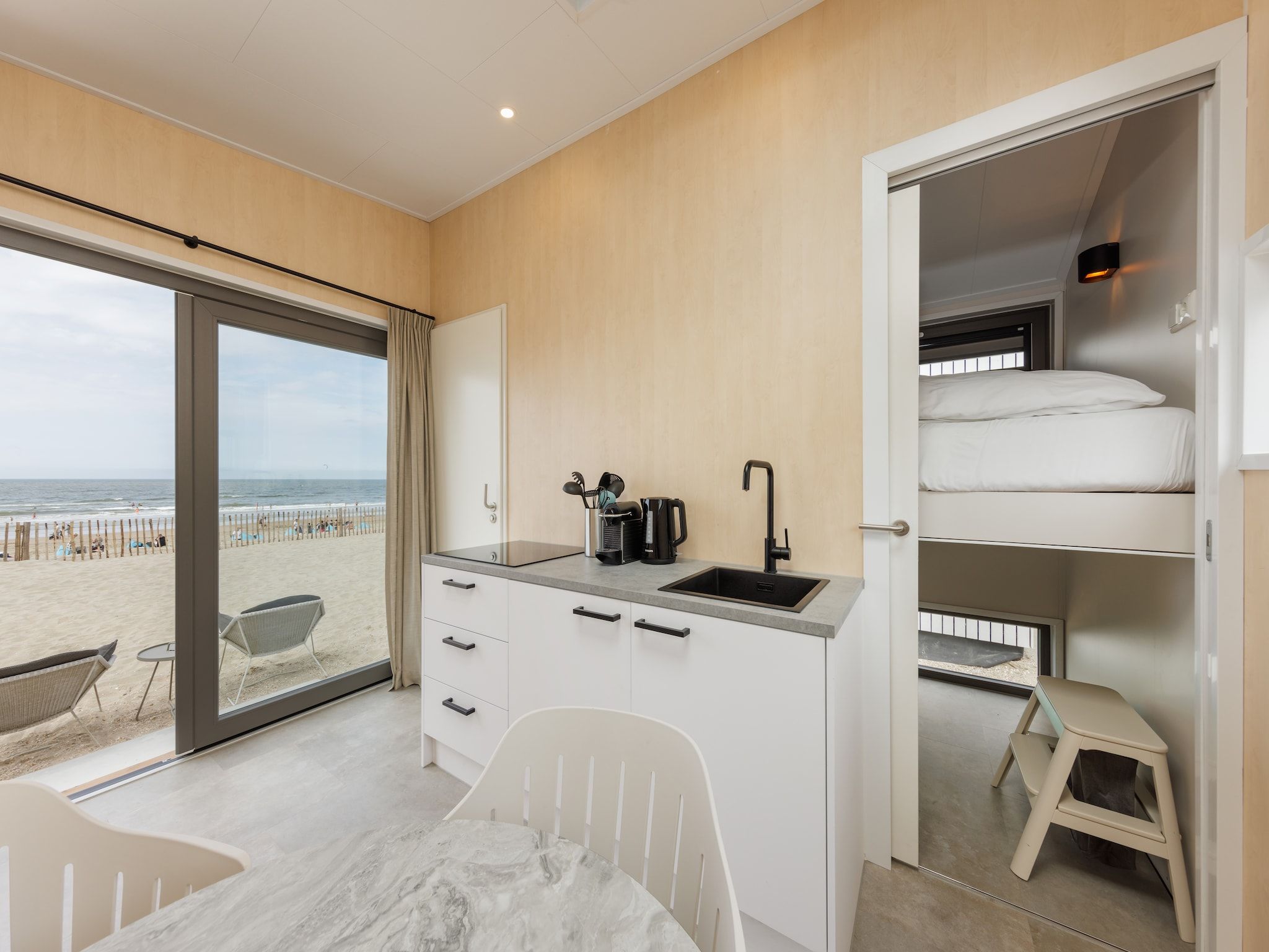 De keuken van Beach Houses Zandvoort 2 in Zandvoort