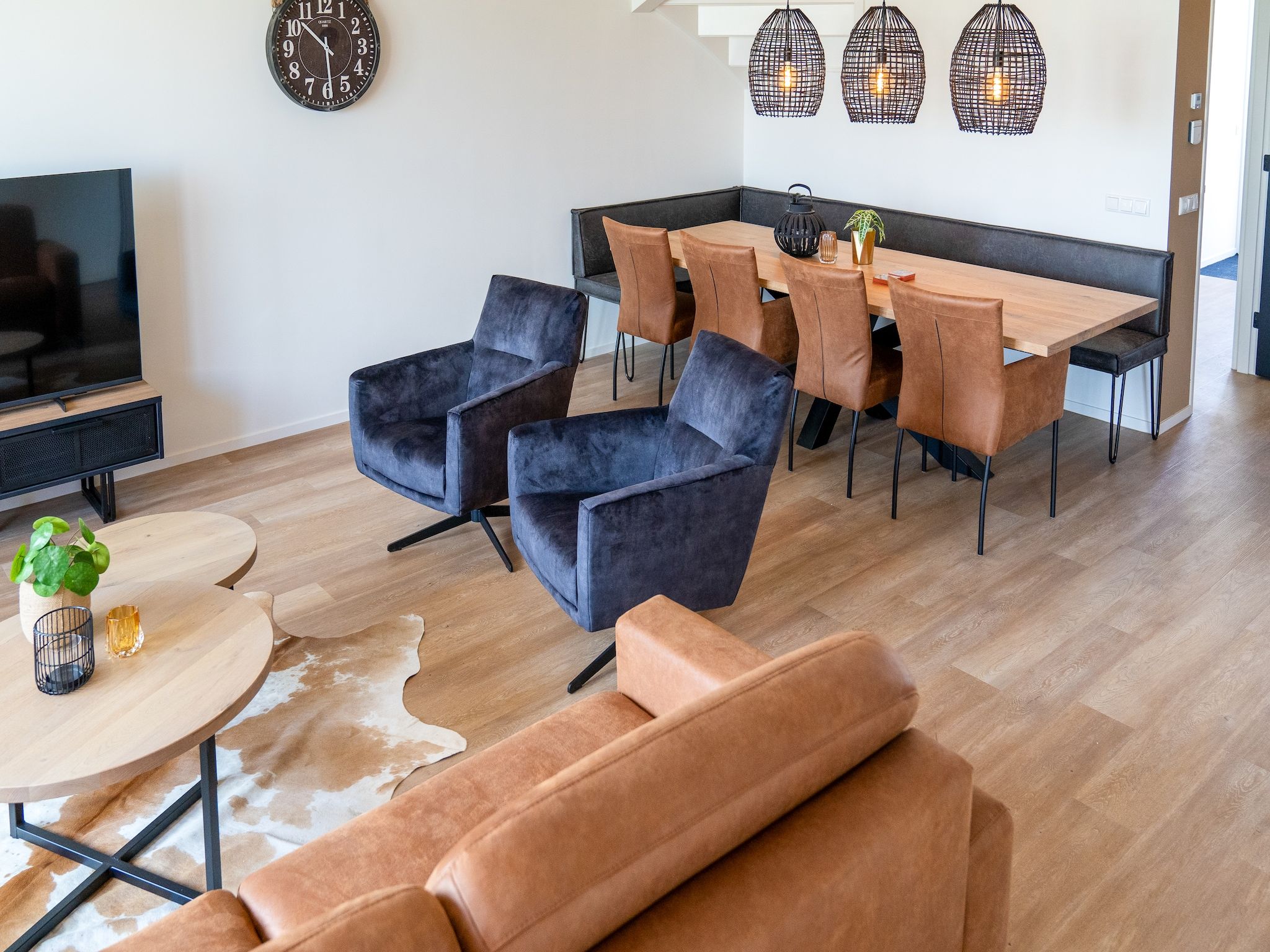 De woonkamer van 20 persoons villa in Leons