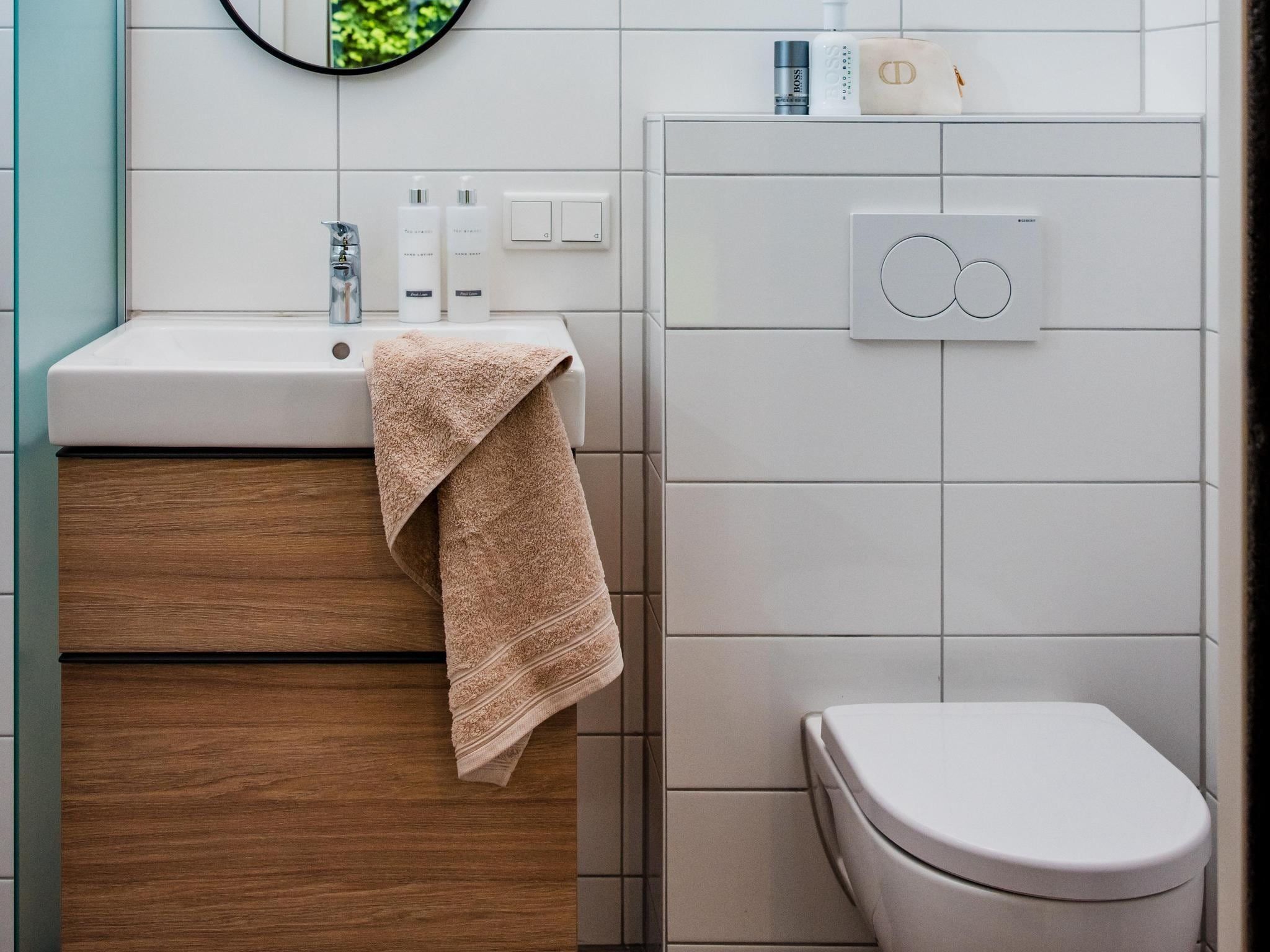De badkamer van Steenpatrijs 17-06 in Voorthuizen
