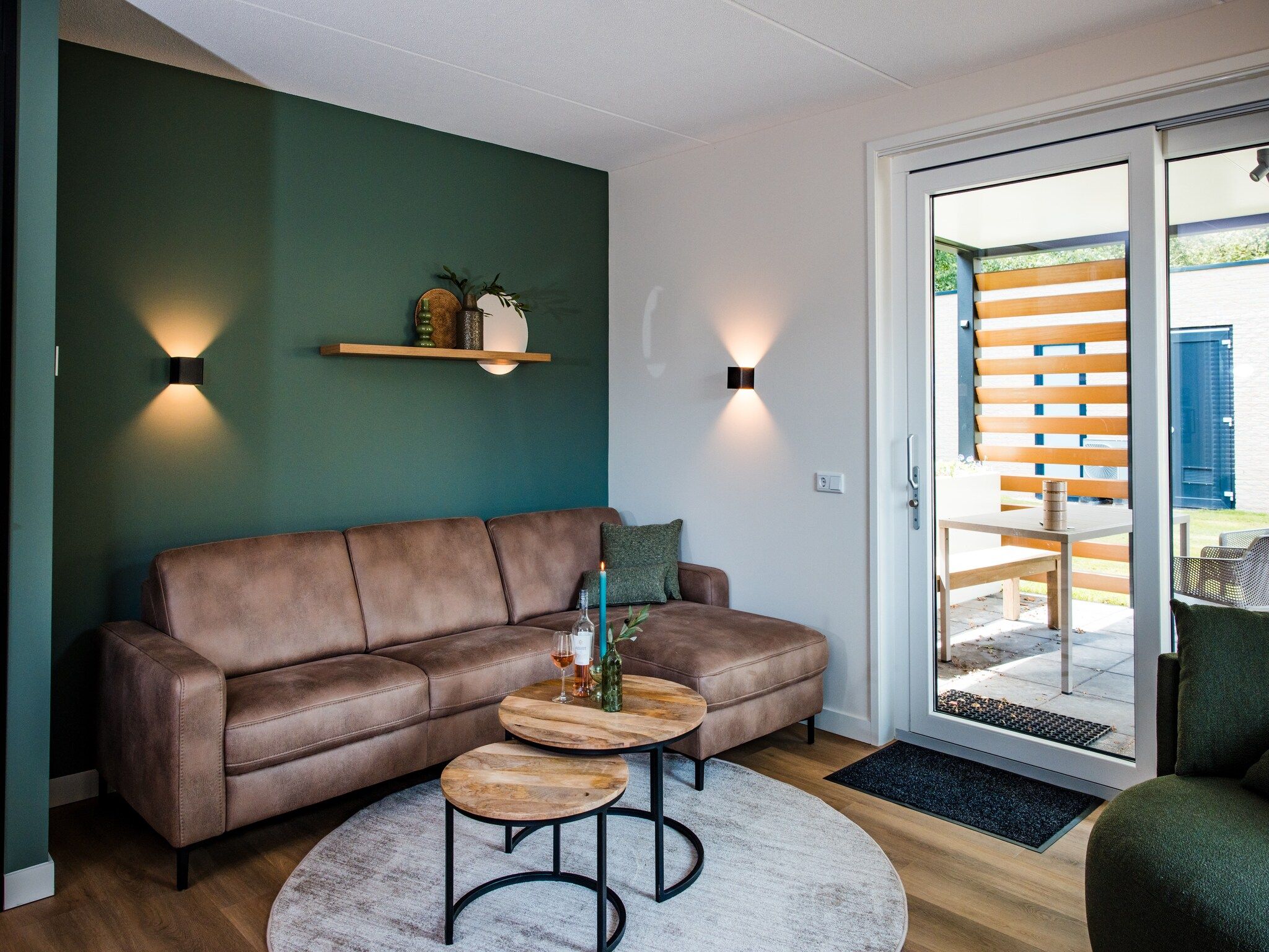 De woonkamer van Dwergarend 17-14 in Voorthuizen