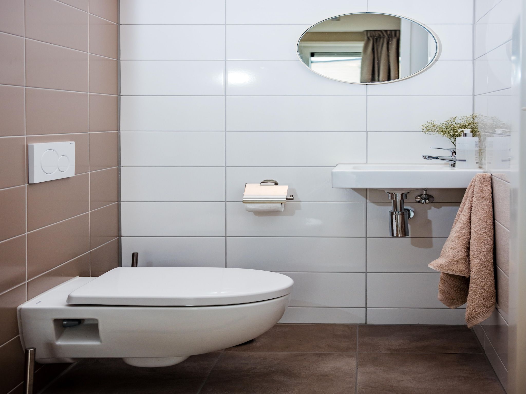 De badkamer van Dwergarend 17-15 in Voorthuizen