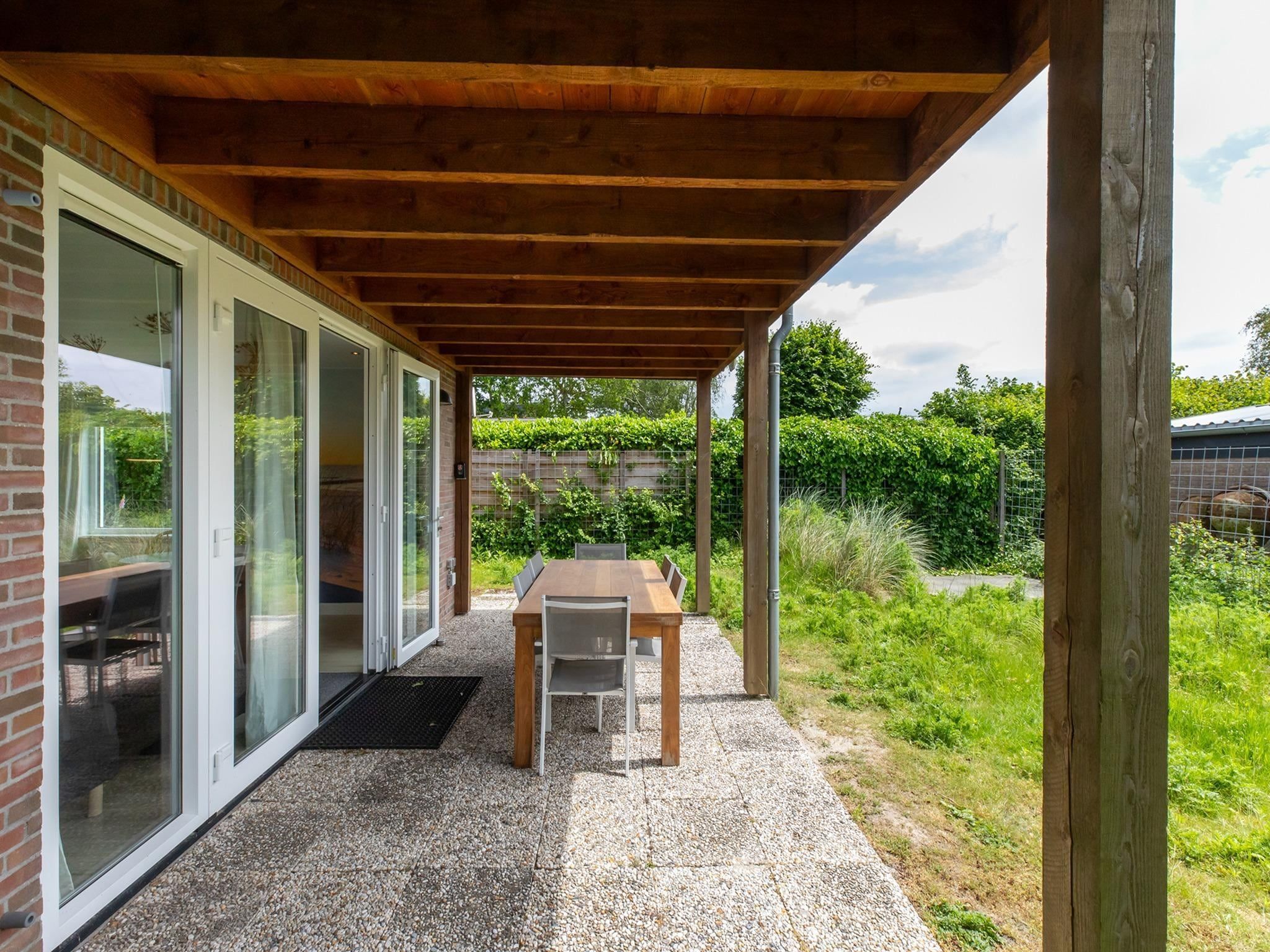 Het terras van Vakantiewoning - Horizon 14  Renesse in Renesse