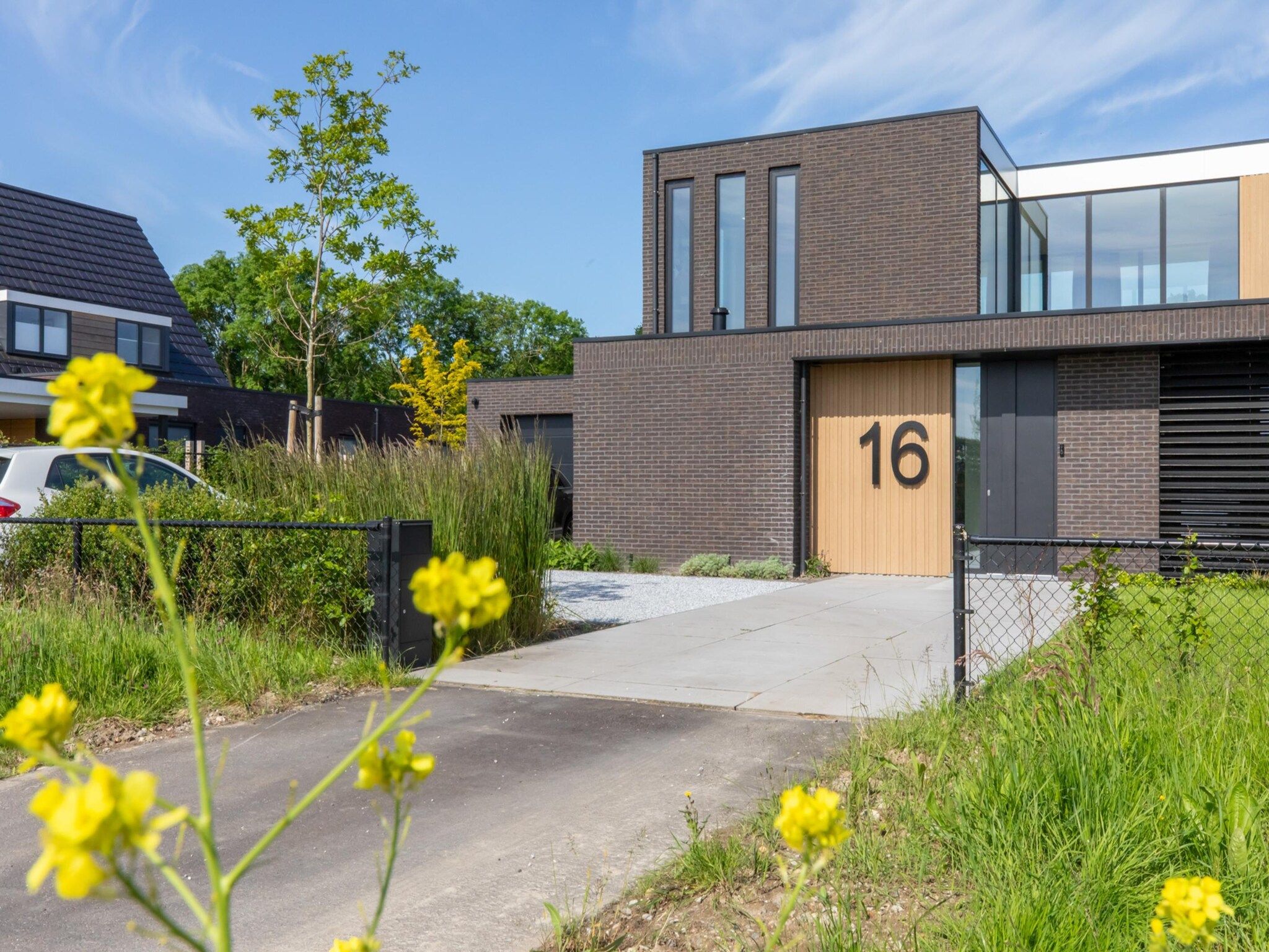 De buitenkant van Vakantiewoning ZEEBRIES in Koudekerke