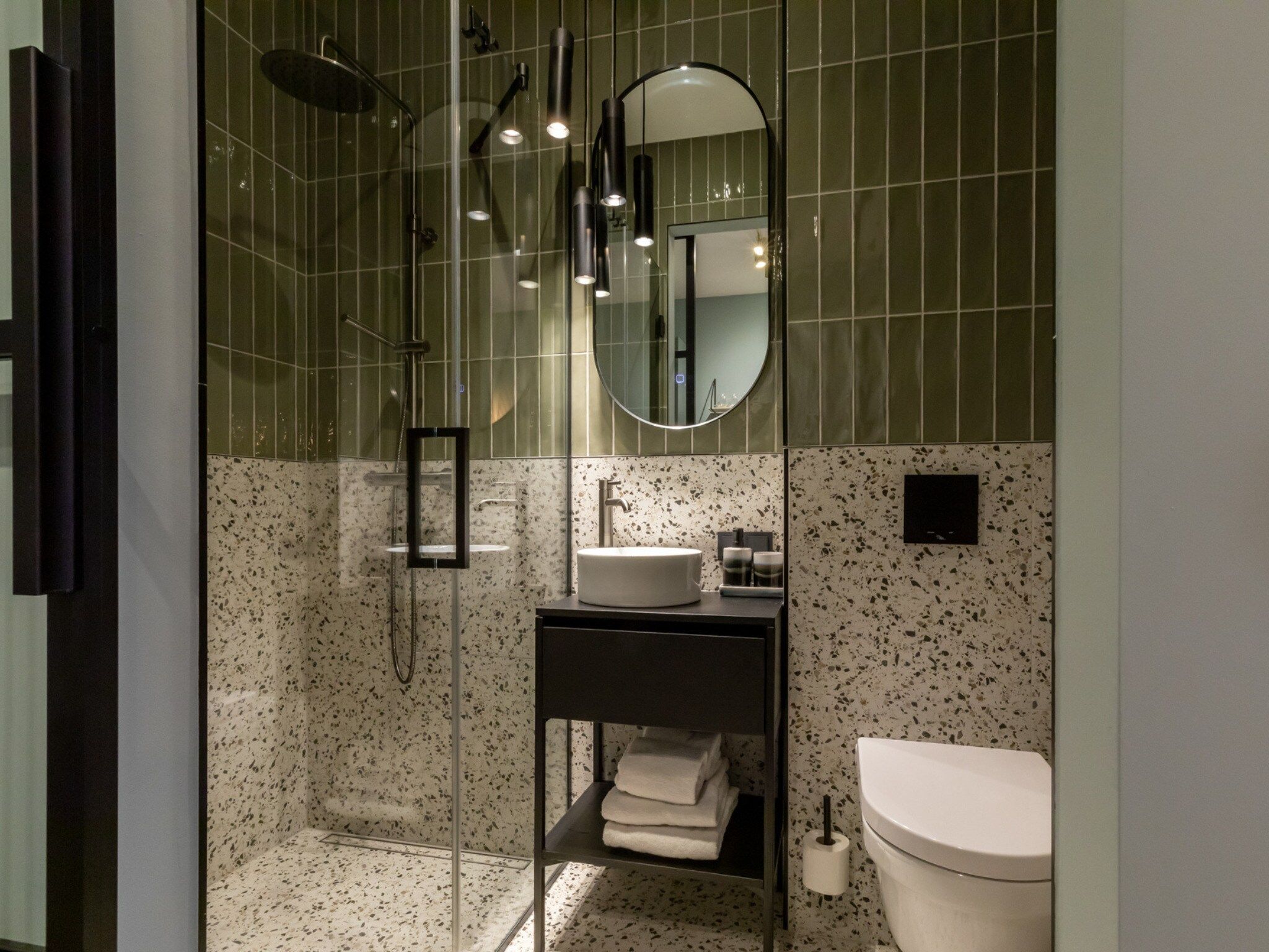 De badkamer van Studio ZEE in Koudekerke