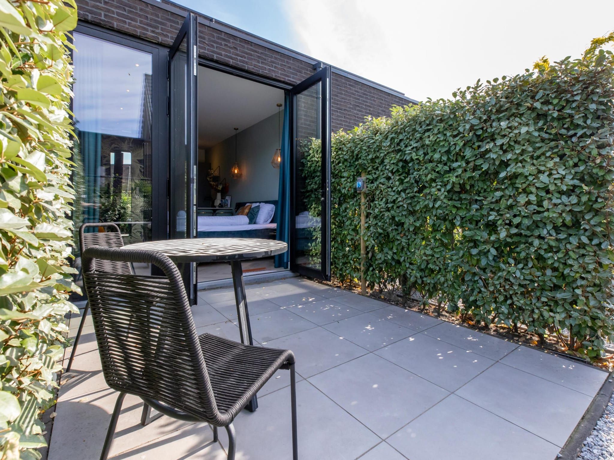 De tuin van Studio ZEE in Koudekerke