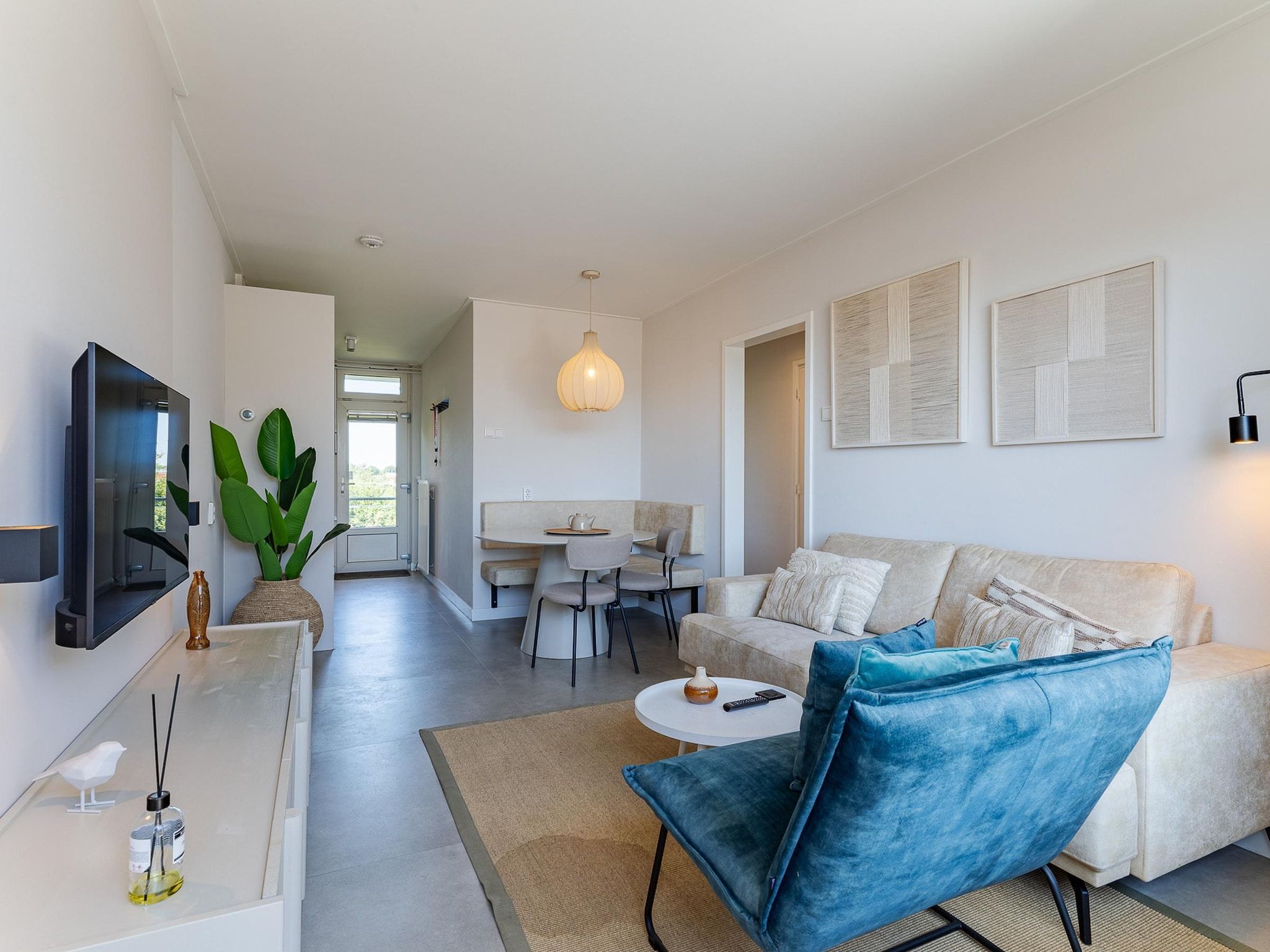 De woonkamer van Nieuwstraat 1  Zoutelande 'Kurhaus - 14 met sauna in Zoutelande