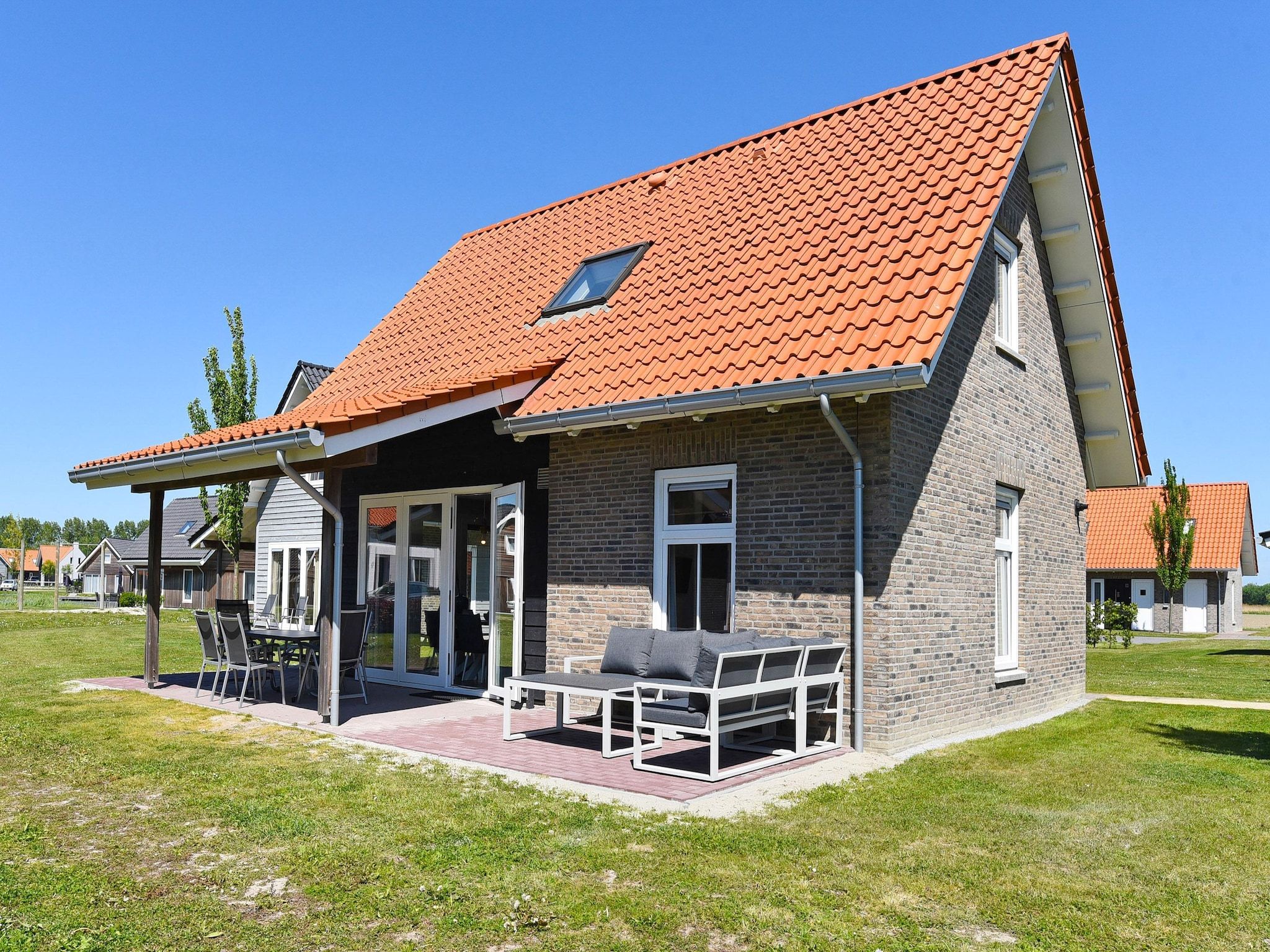 De buitenkant van Strand Resort Nieuwvliet-Bad 10 in Nieuwvliet