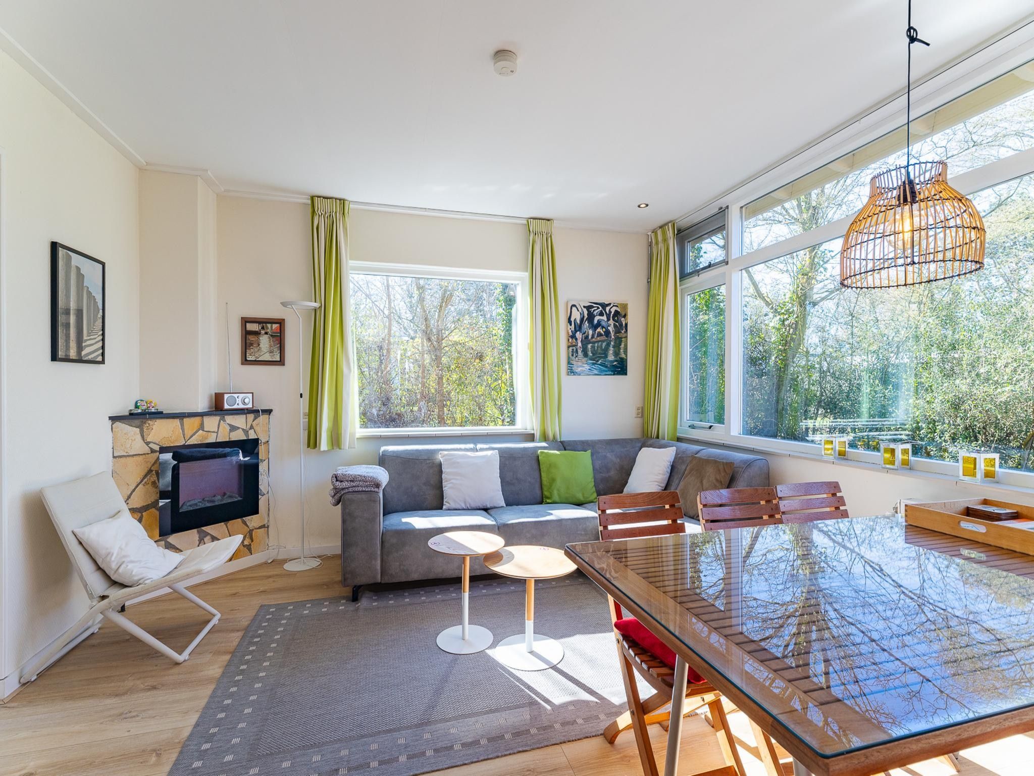 De woonkamer van Vakantiehuis - Oosterpark 77 - Oostkapelle in Oostkapelle
