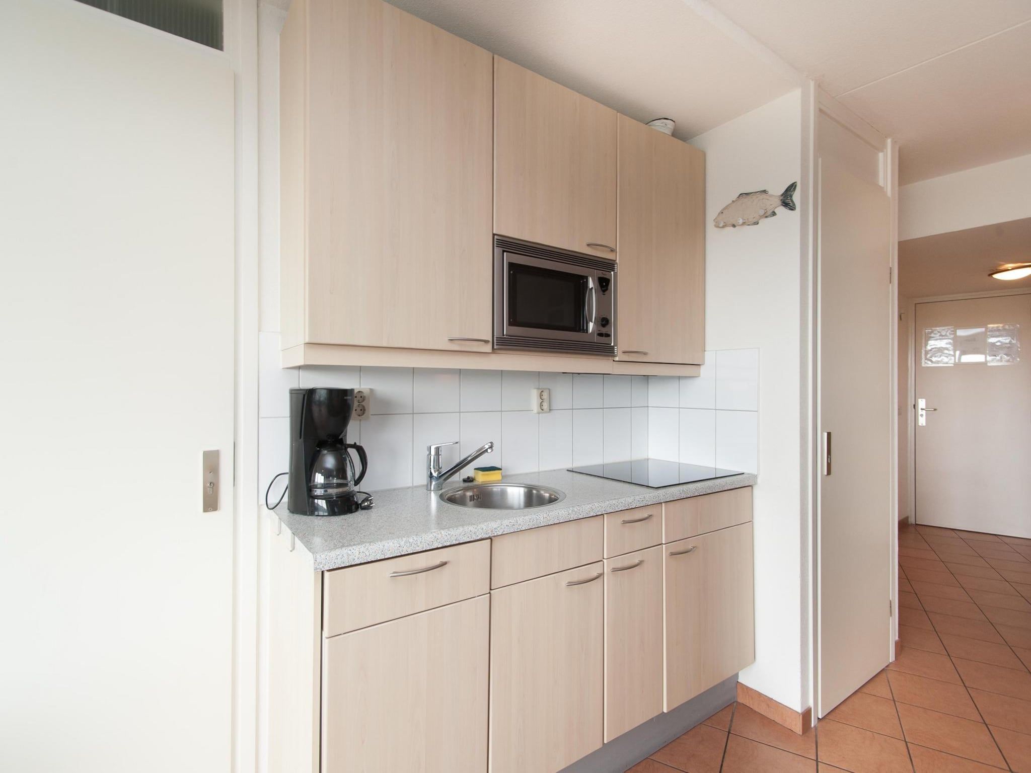 De keuken van Wijde Blick 307 in Callantsoog