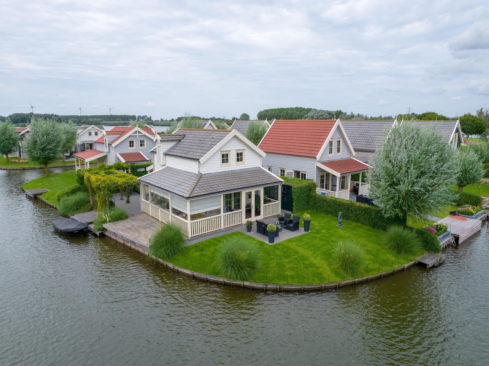 De buitenkant van Standaard 24 in Simonshaven