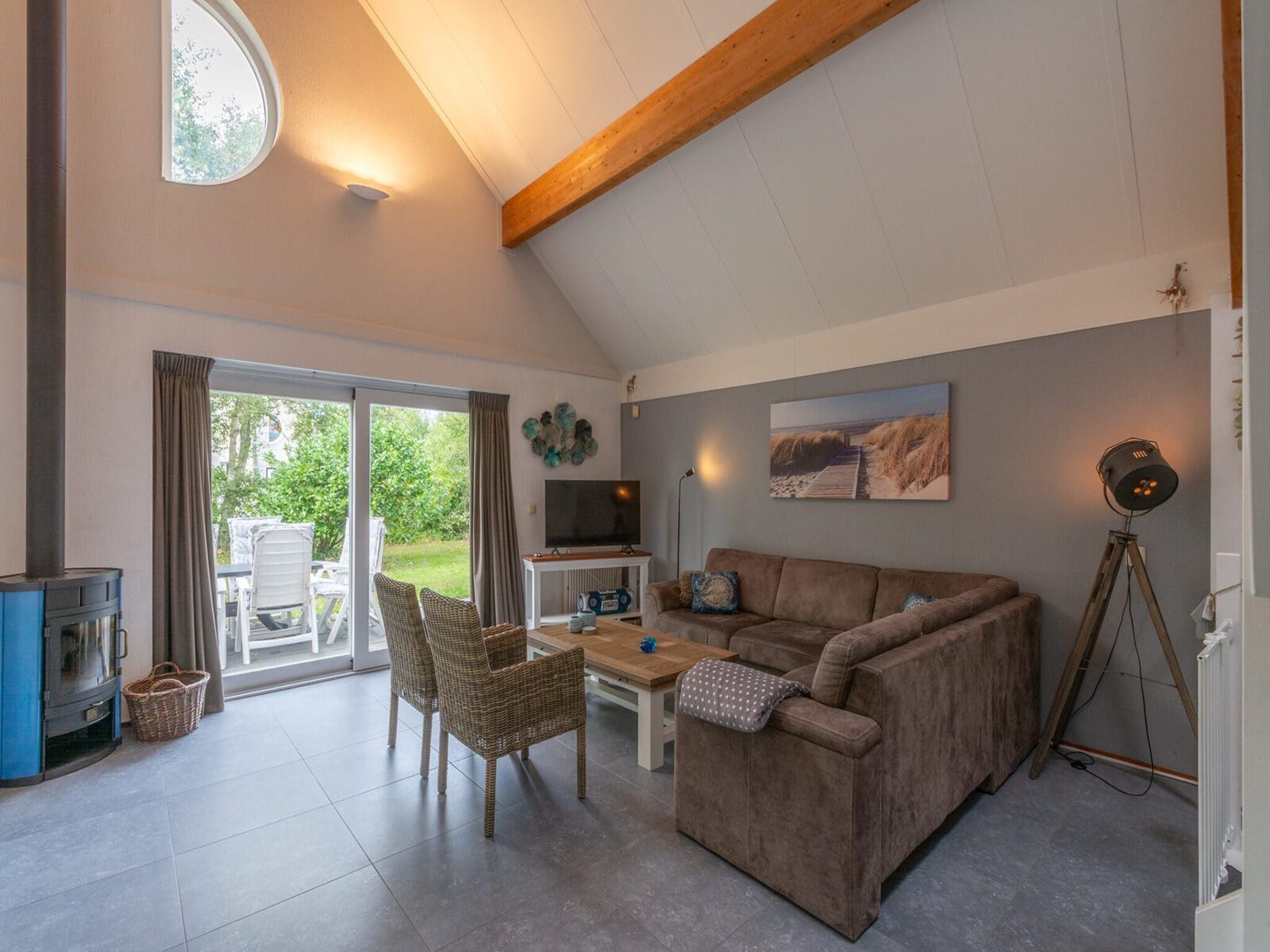 De woonkamer van Ooghduyne 75 in Julianadorp aan Zee