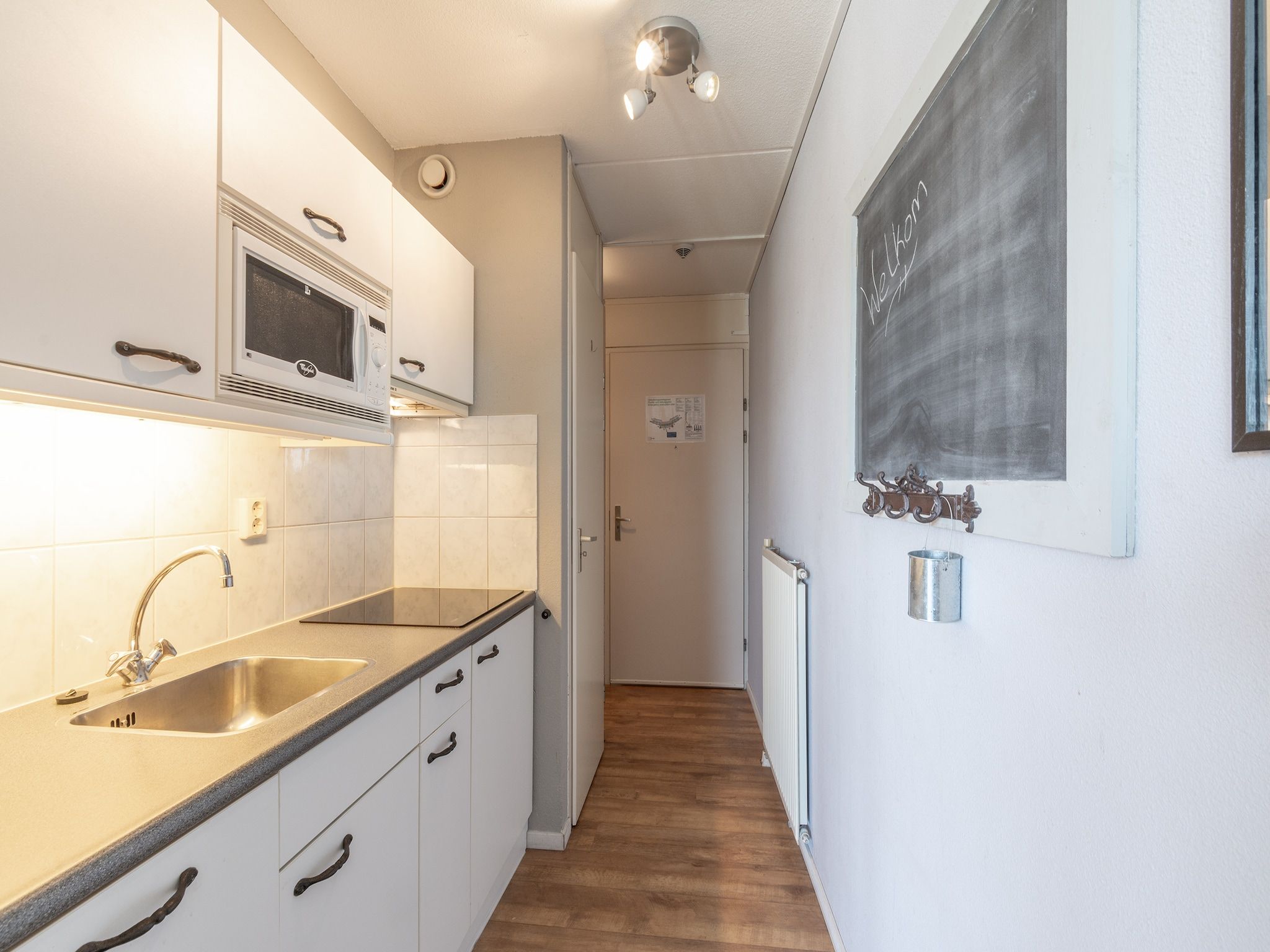 De keuken van Strandslag 193 in Julianadorp aan Zee