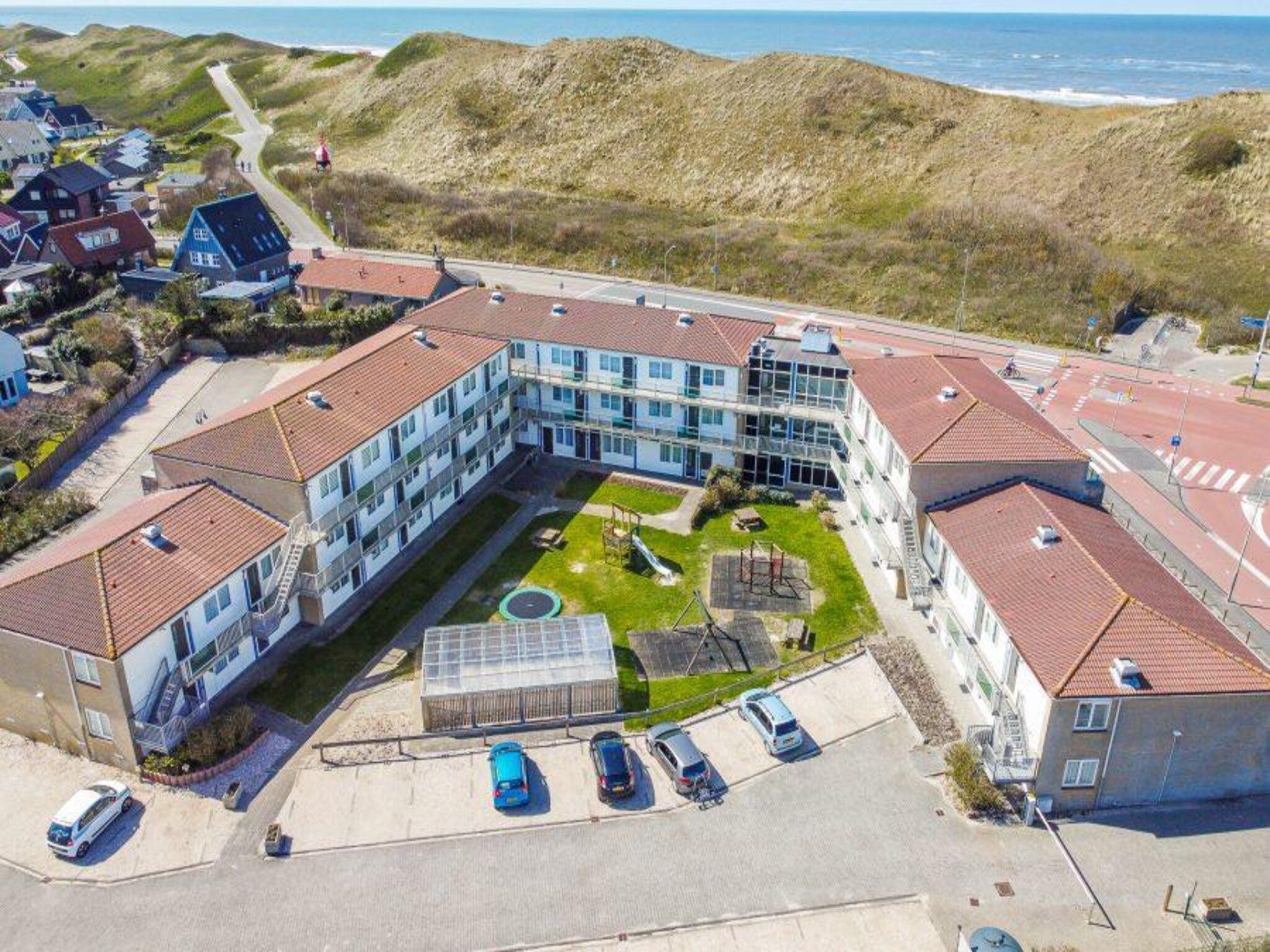 De buitenkant van Beach Appartement 36 in Callantsoog