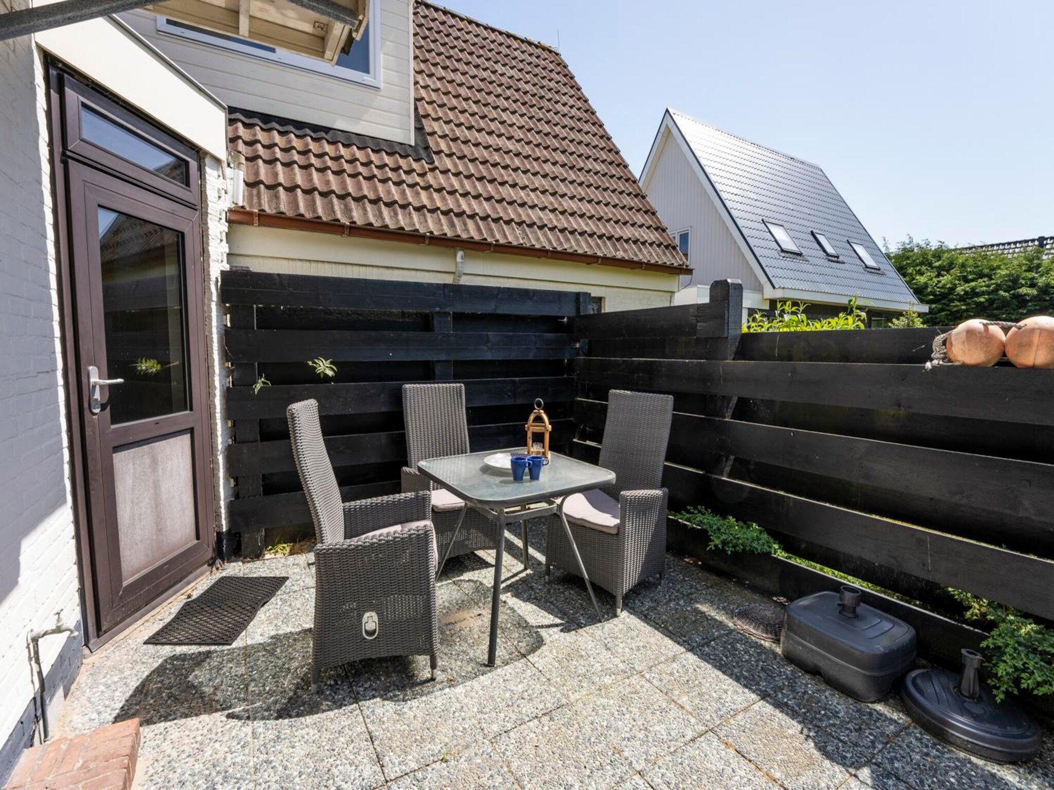 Het terras van Strandhuys Schelp in De Koog