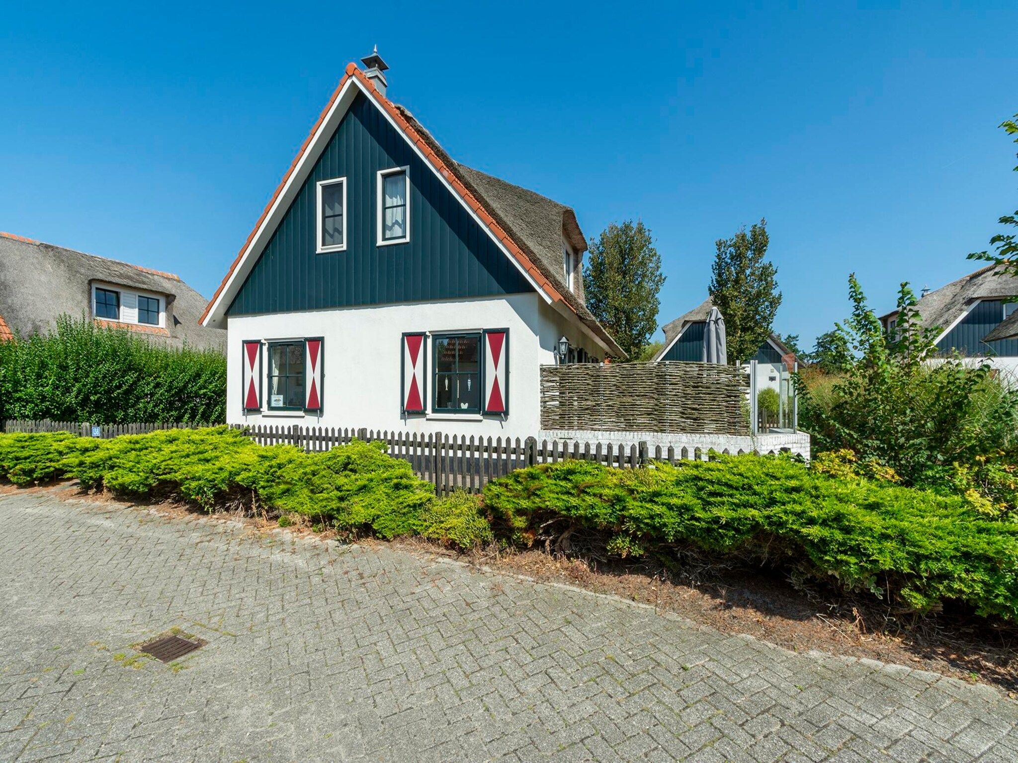 De buitenkant van De Buitenplaats 138 in Callantsoog