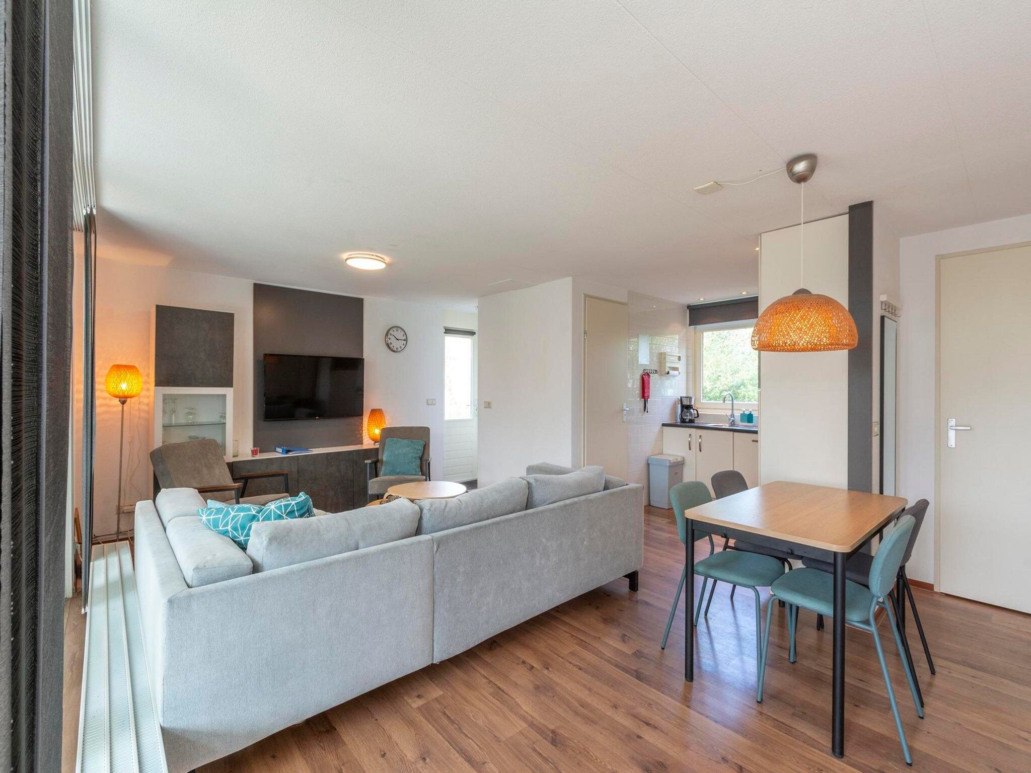 De eetkamer van Eureka 83 in Sint Maartenszee