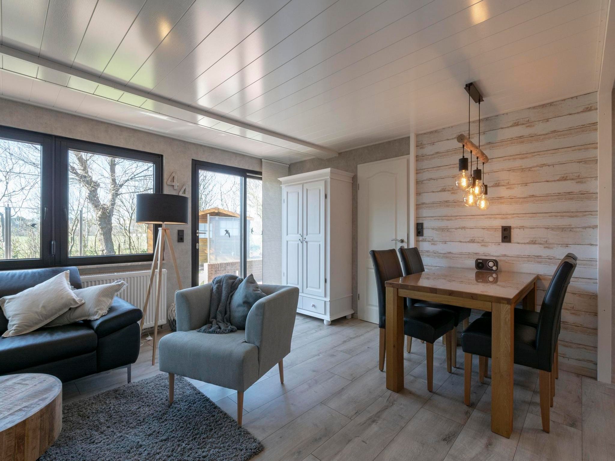 De eetkamer van Garnekuul 44 in Callantsoog