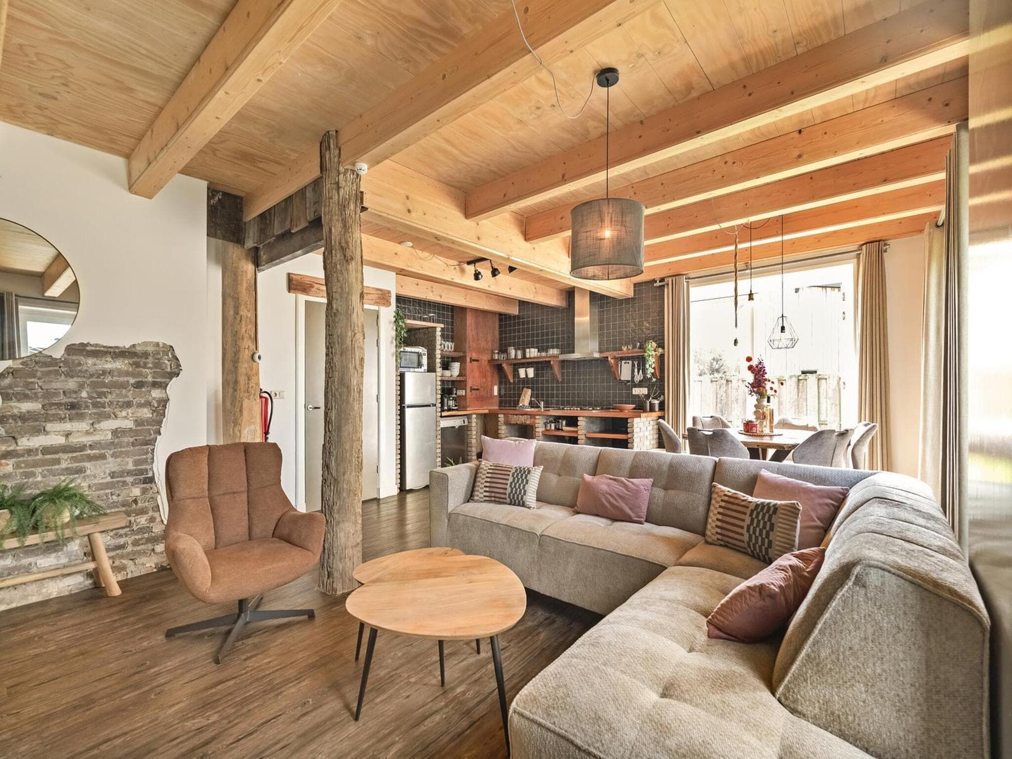 De woonkamer van Vossehoeck 3 in Callantsoog