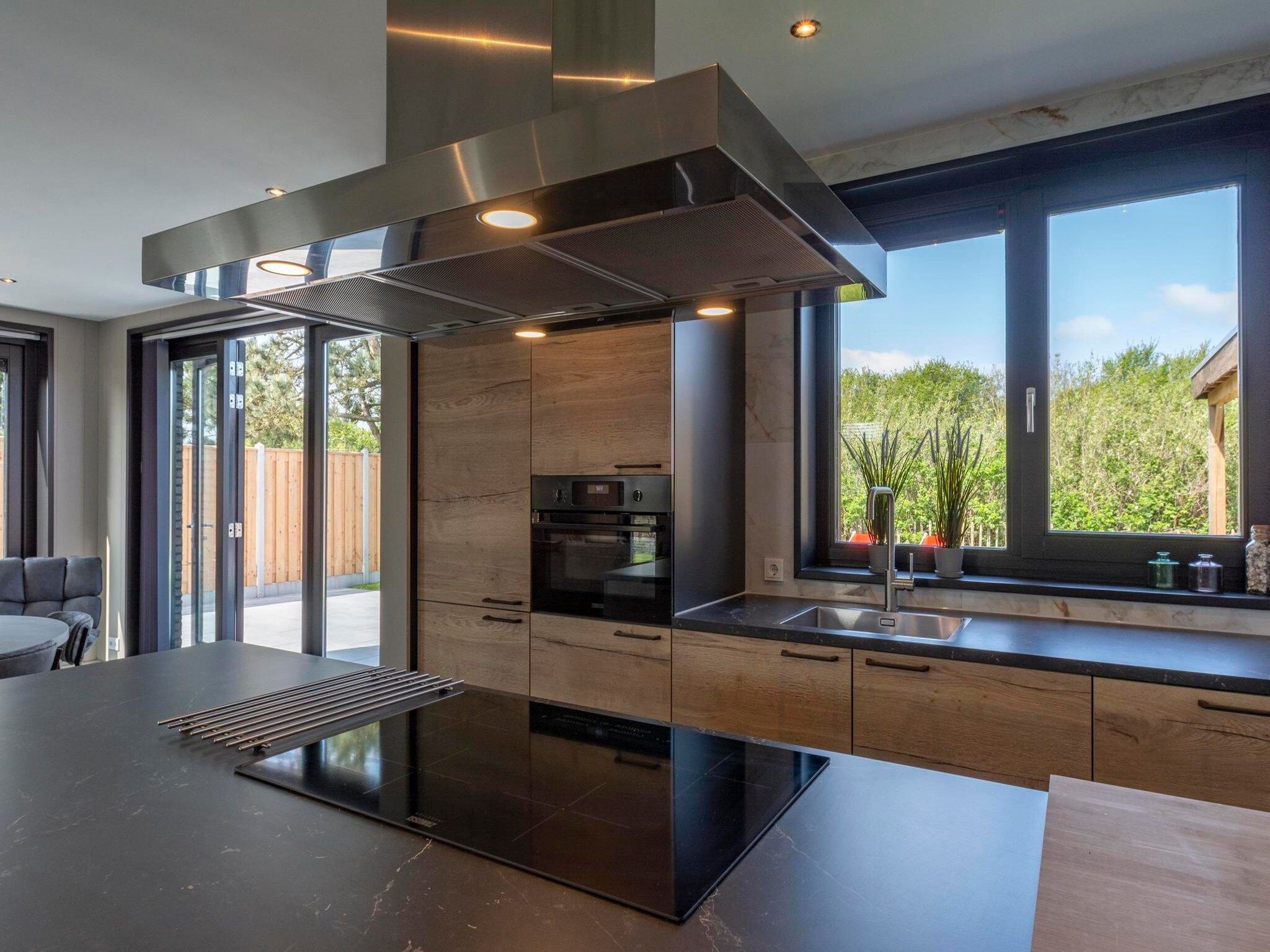 De keuken van Wellness Villa Lotje in Julianadorp aan Zee