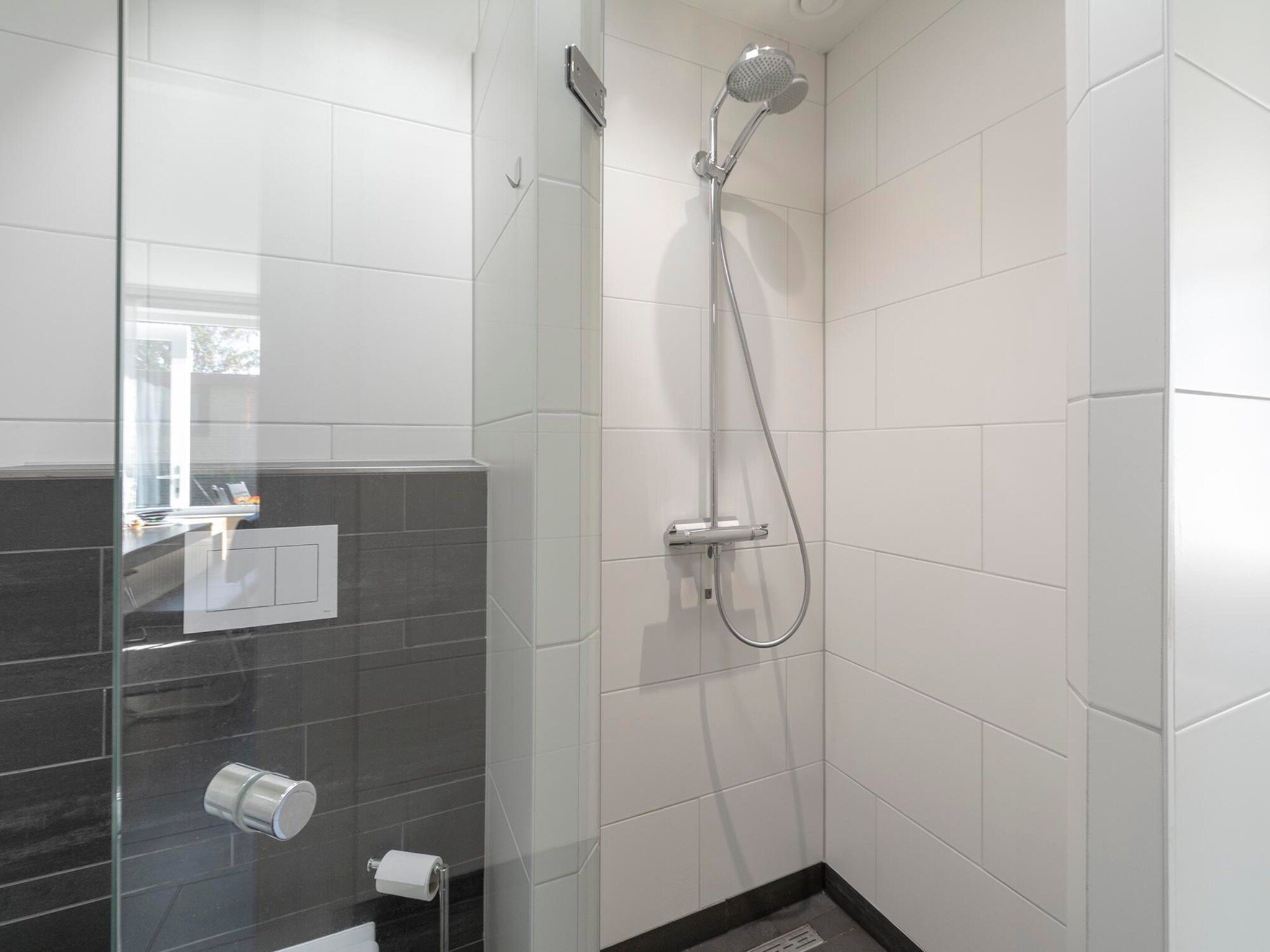 De badkamer van Garnekuul 76 in Callantsoog