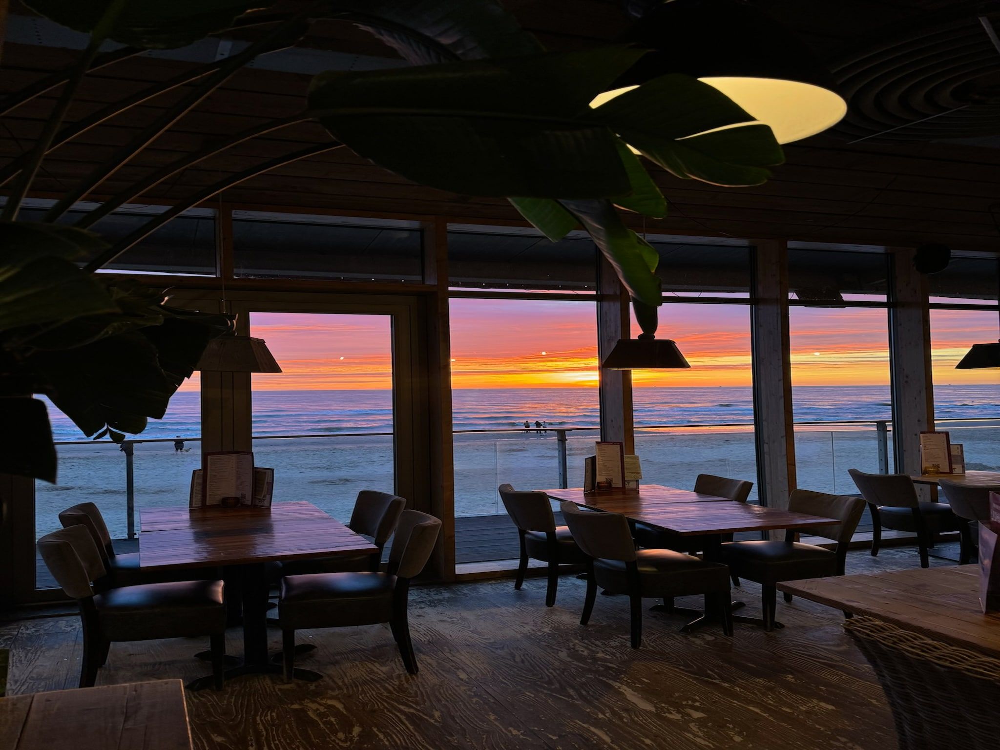 Het terras van Beach Lodge - Duynpark in Callantsoog