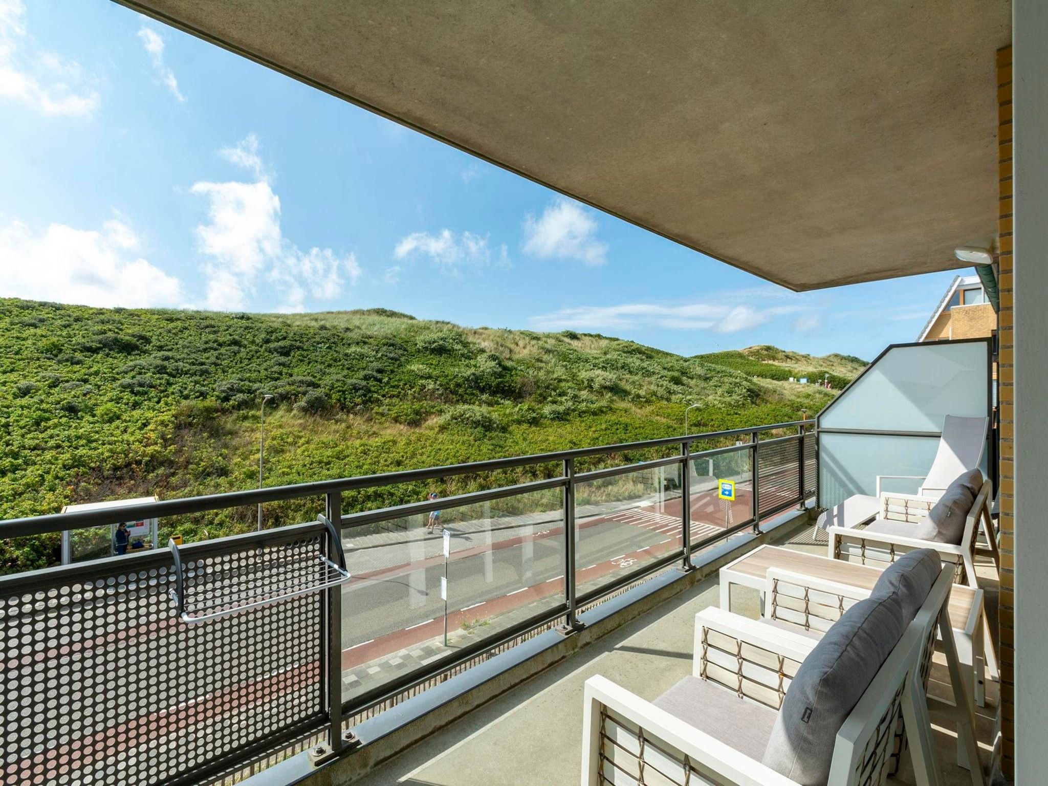 Het terras van Wijde Blick 211 in Callantsoog