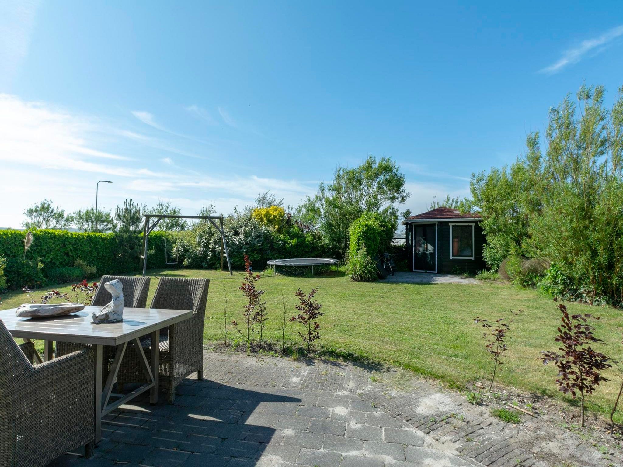 De tuin van De Buitenplaats 116 in Callantsoog