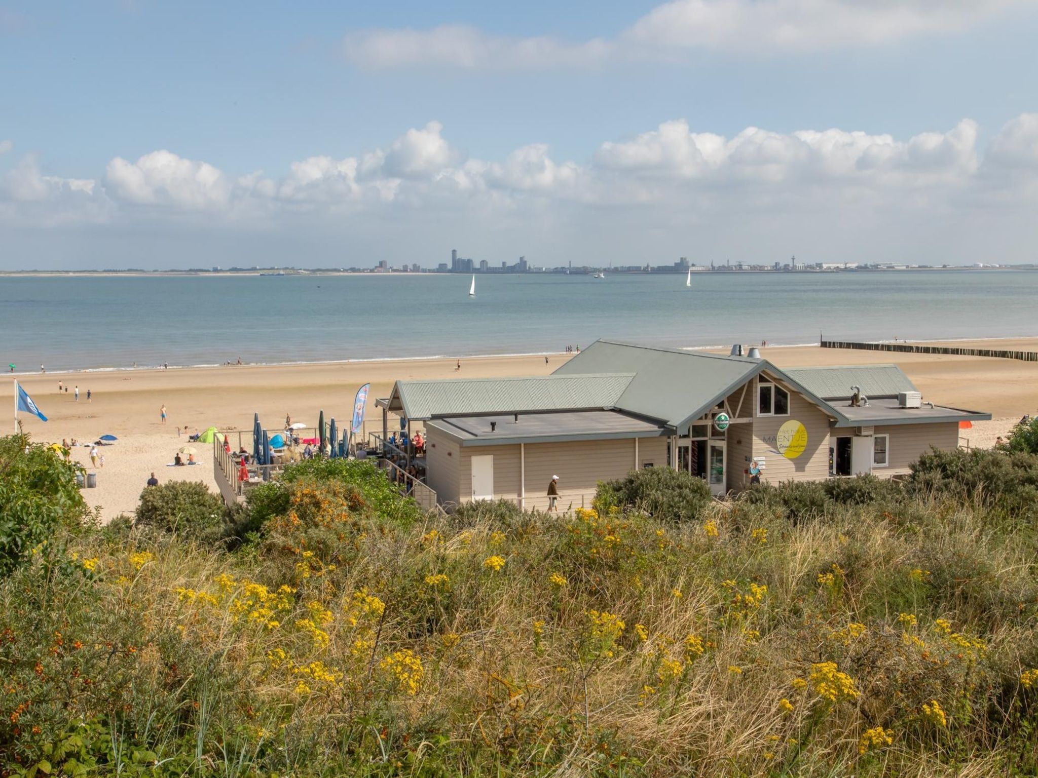 Strandhuis Schoneveld in Breskens - Foto 68 van 69