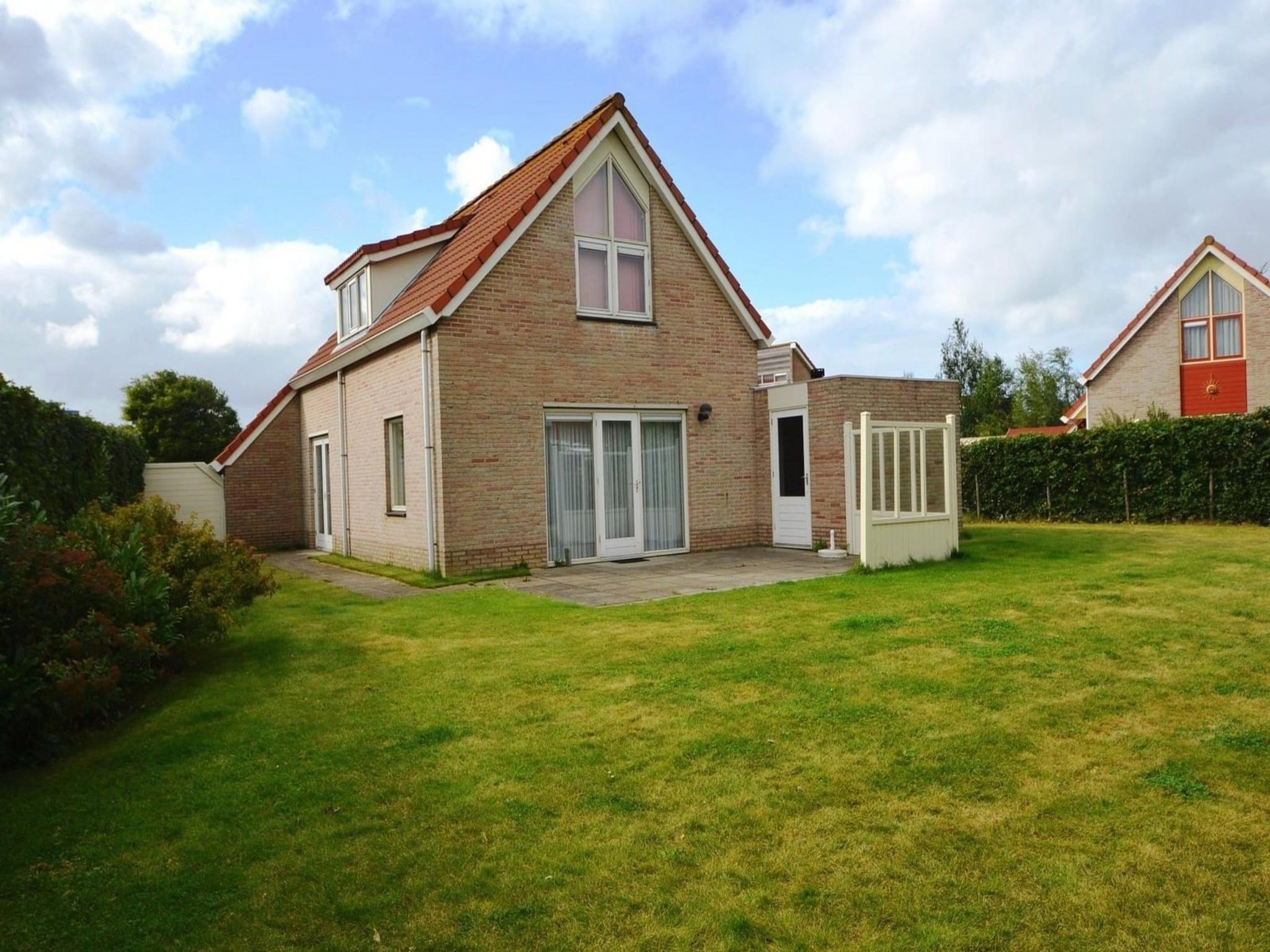 De buitenkant van Scheldeveste 153 Zwin Breskens in Breskens