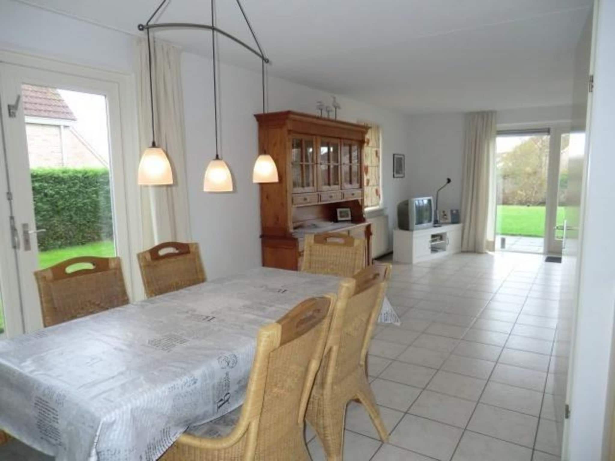 De eetkamer van Scheldeveste 180 Zwin Breskens in Breskens