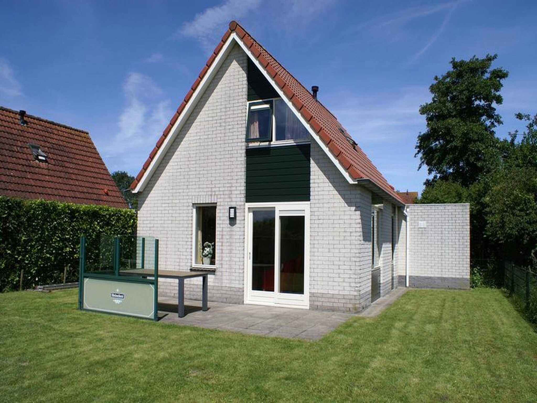 De buitenkant van Schoneveld 327 Stern Breskens in Breskens
