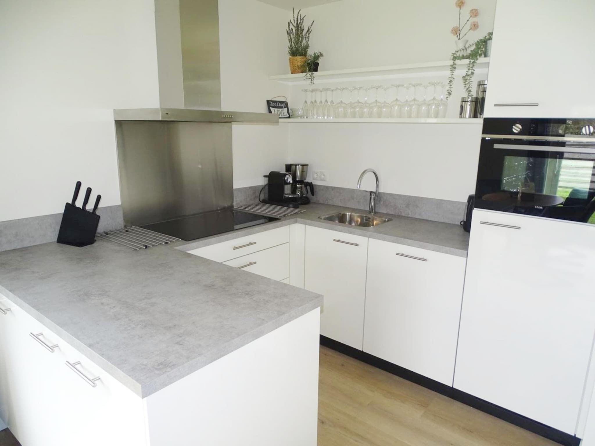 De keuken van Schoneveld 114 Zeemeeuw Breskens in Breskens
