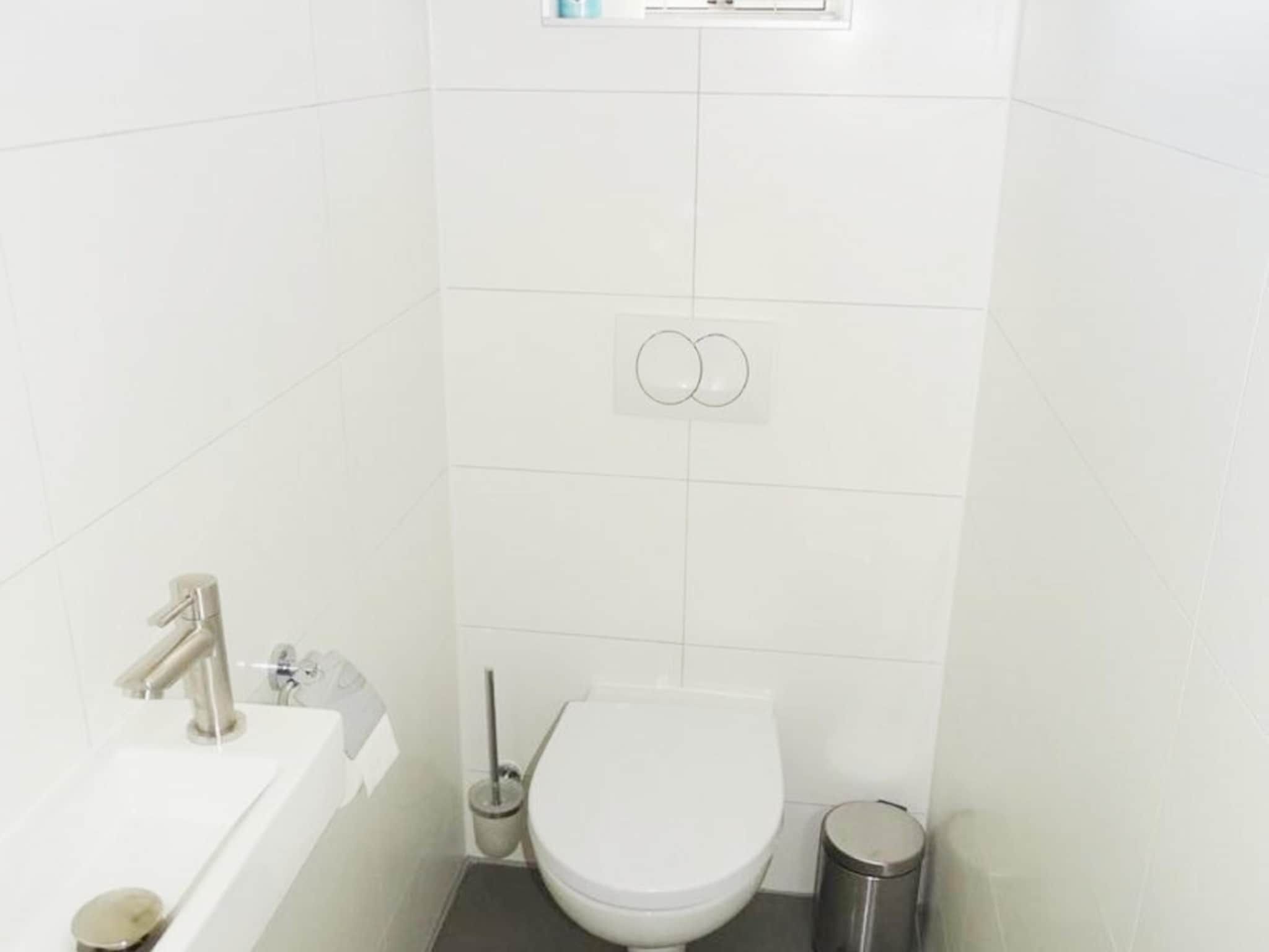 De badkamer van Schoneveld 114 Zeemeeuw Breskens in Breskens