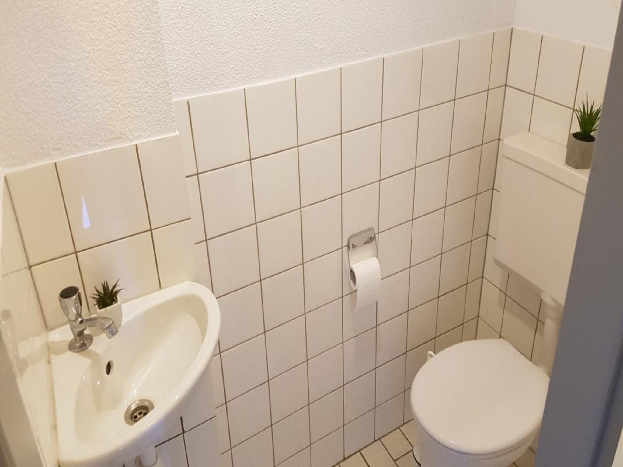 De badkamer van Schoneveld 353 Strandparel Breskens in Breskens