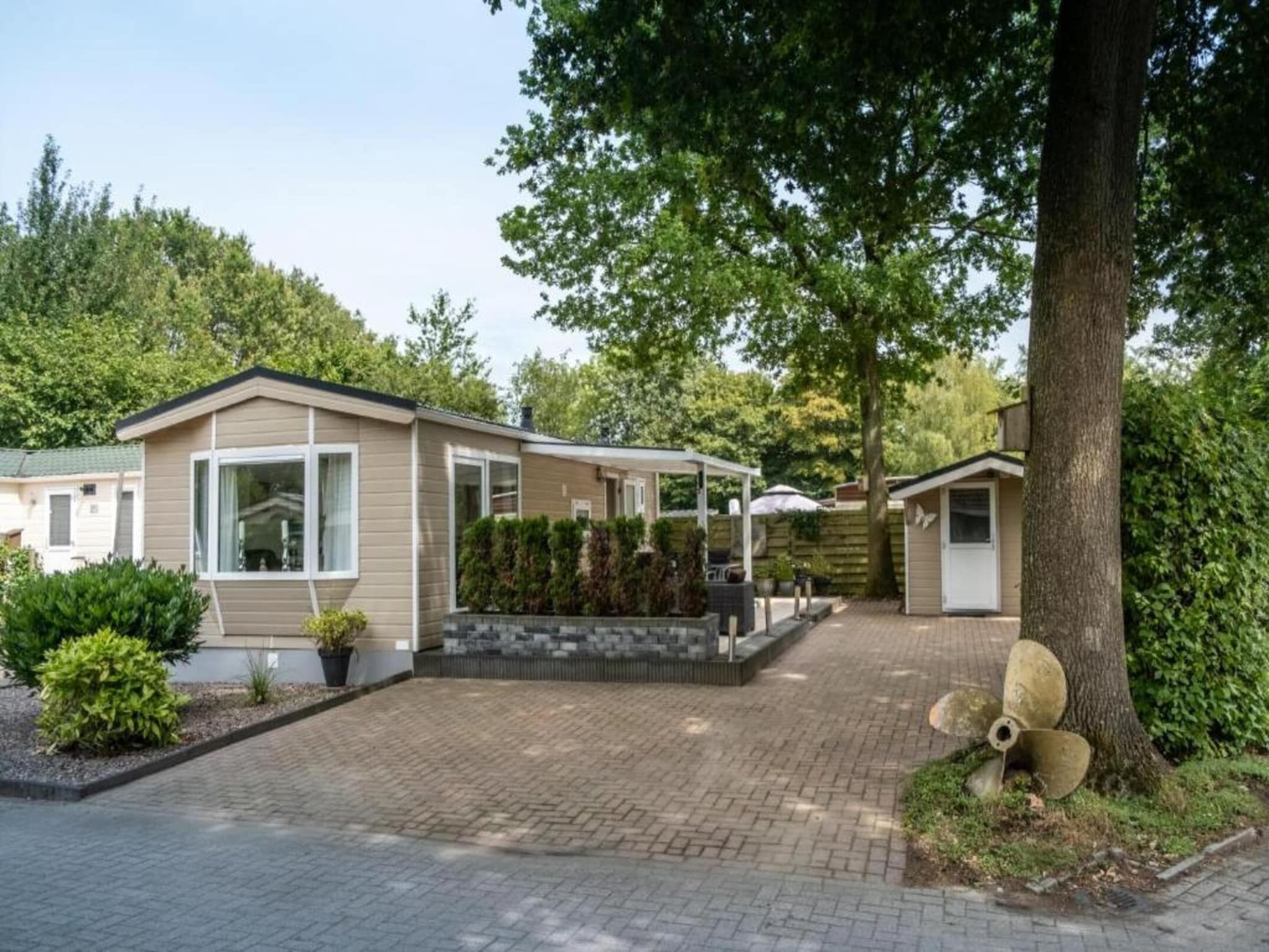 De omgeving van Schoneveld 371 Strandparel Breskens in Breskens