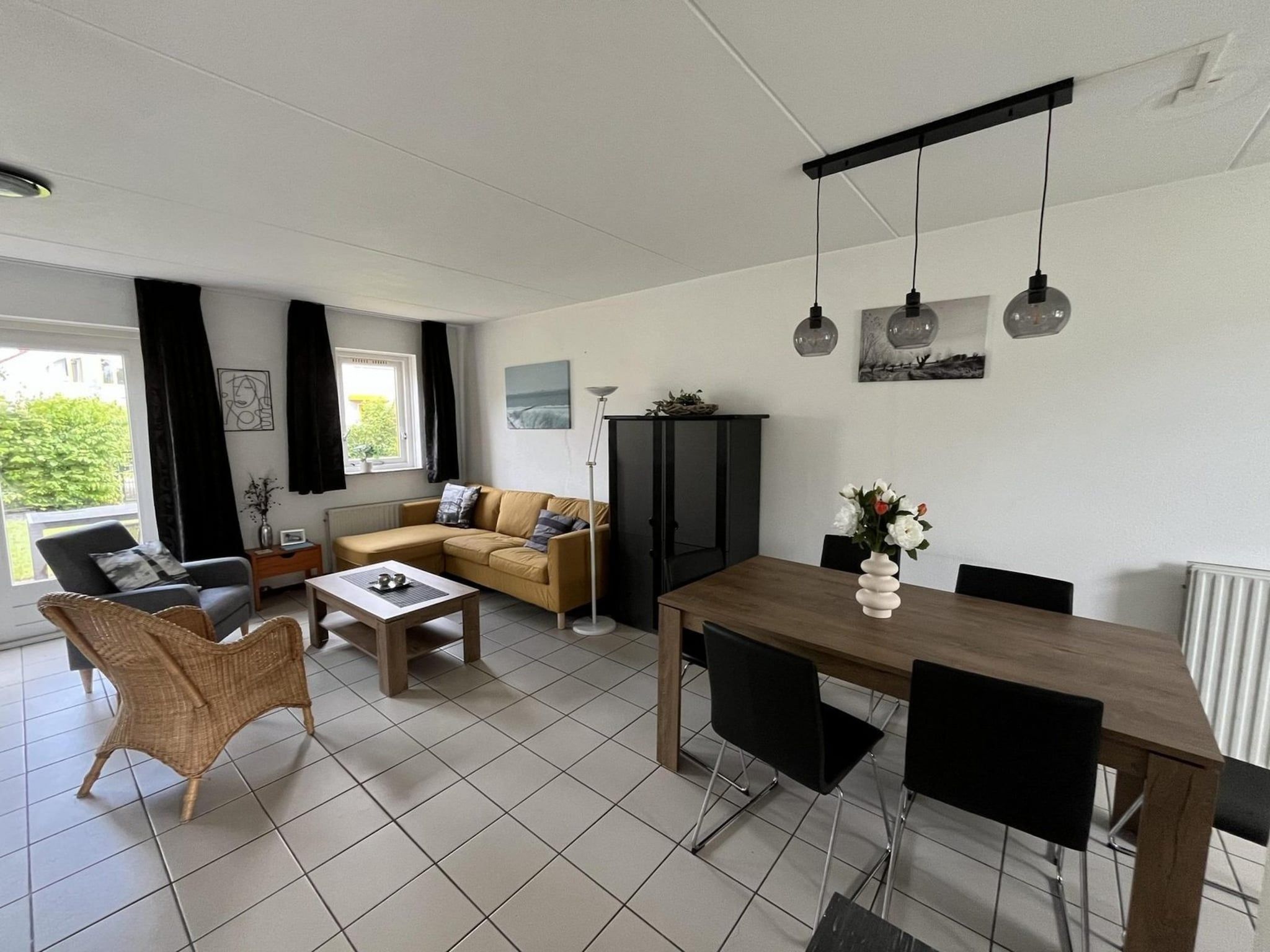 De woonkamer van Fort Soleil 42 Zeezwaluw Breskens in Breskens