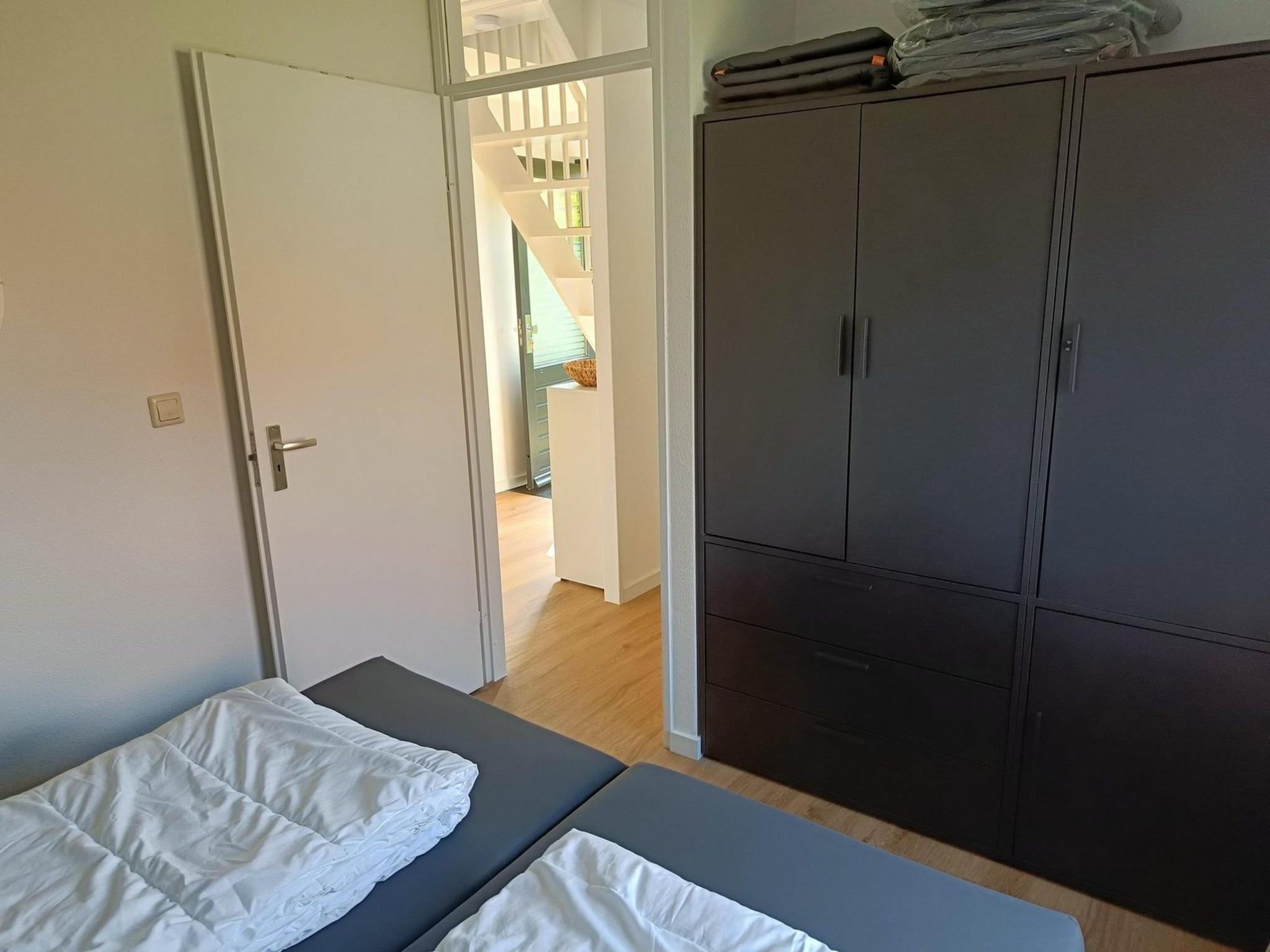 Een slaapkamer van Schoneveld 124 Zeemeeuw Breskens in Breskens