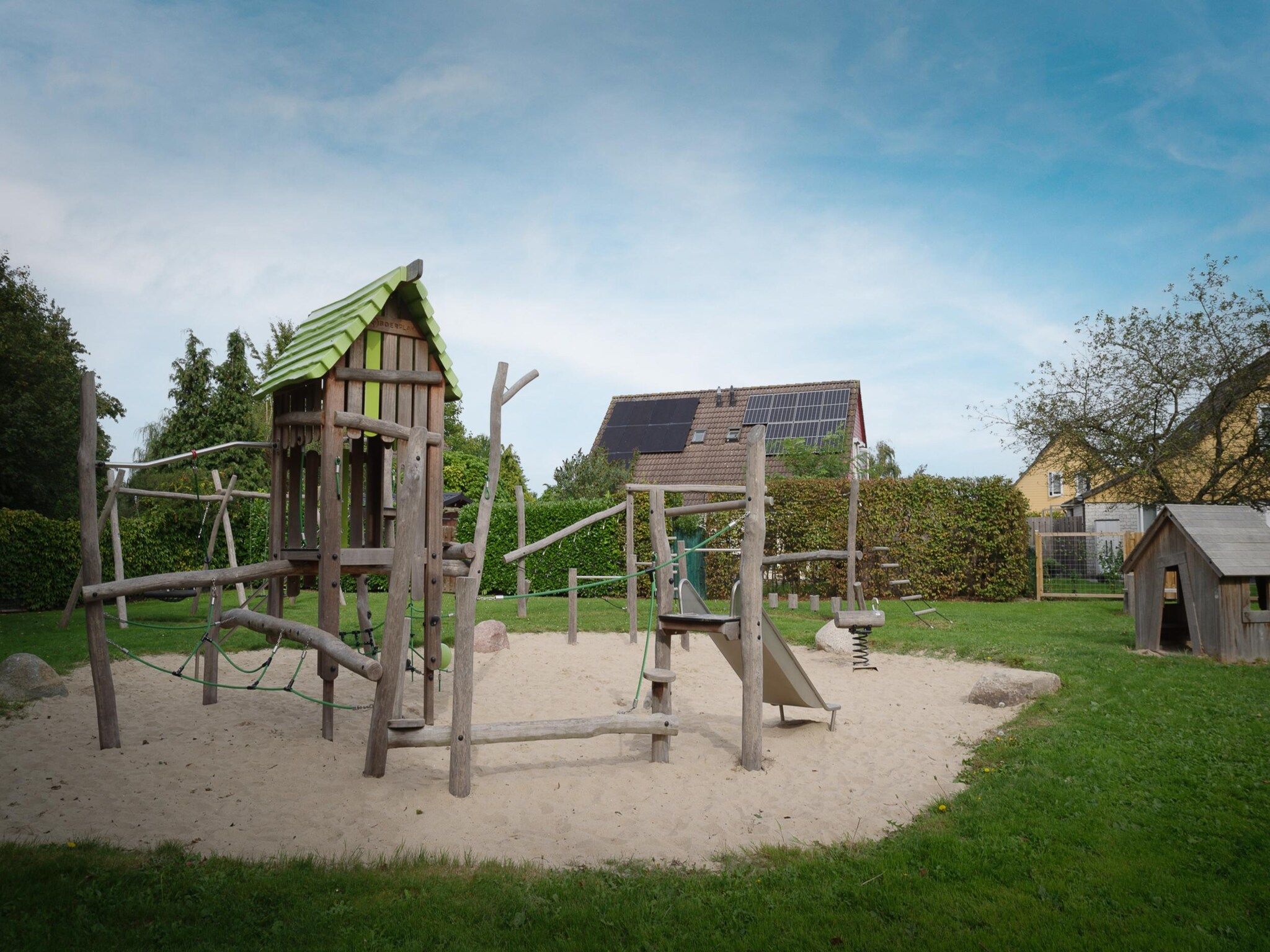 De tuin van Villapark De Oesterbaai 99 in Wemeldinge