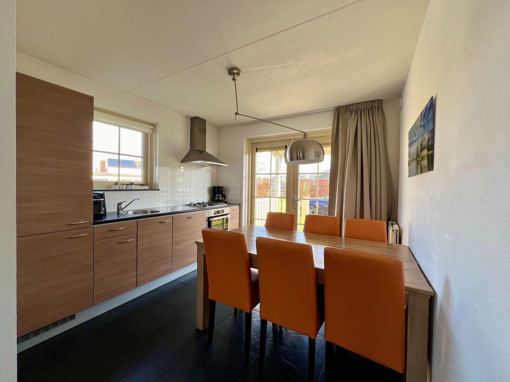 De woonkamer van 233 in Simonshaven