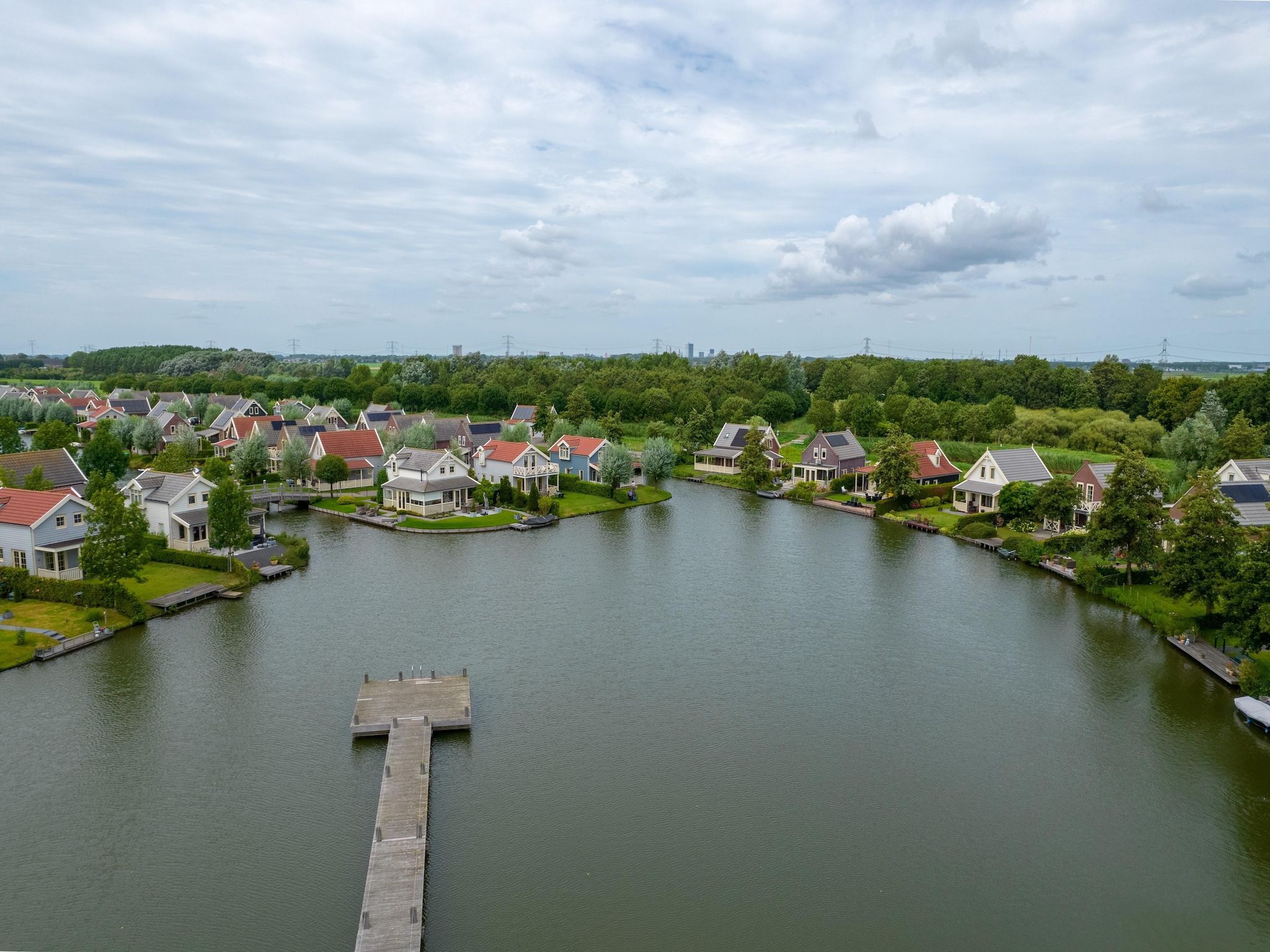 De buitenkant van Standaard 329 in Simonshaven