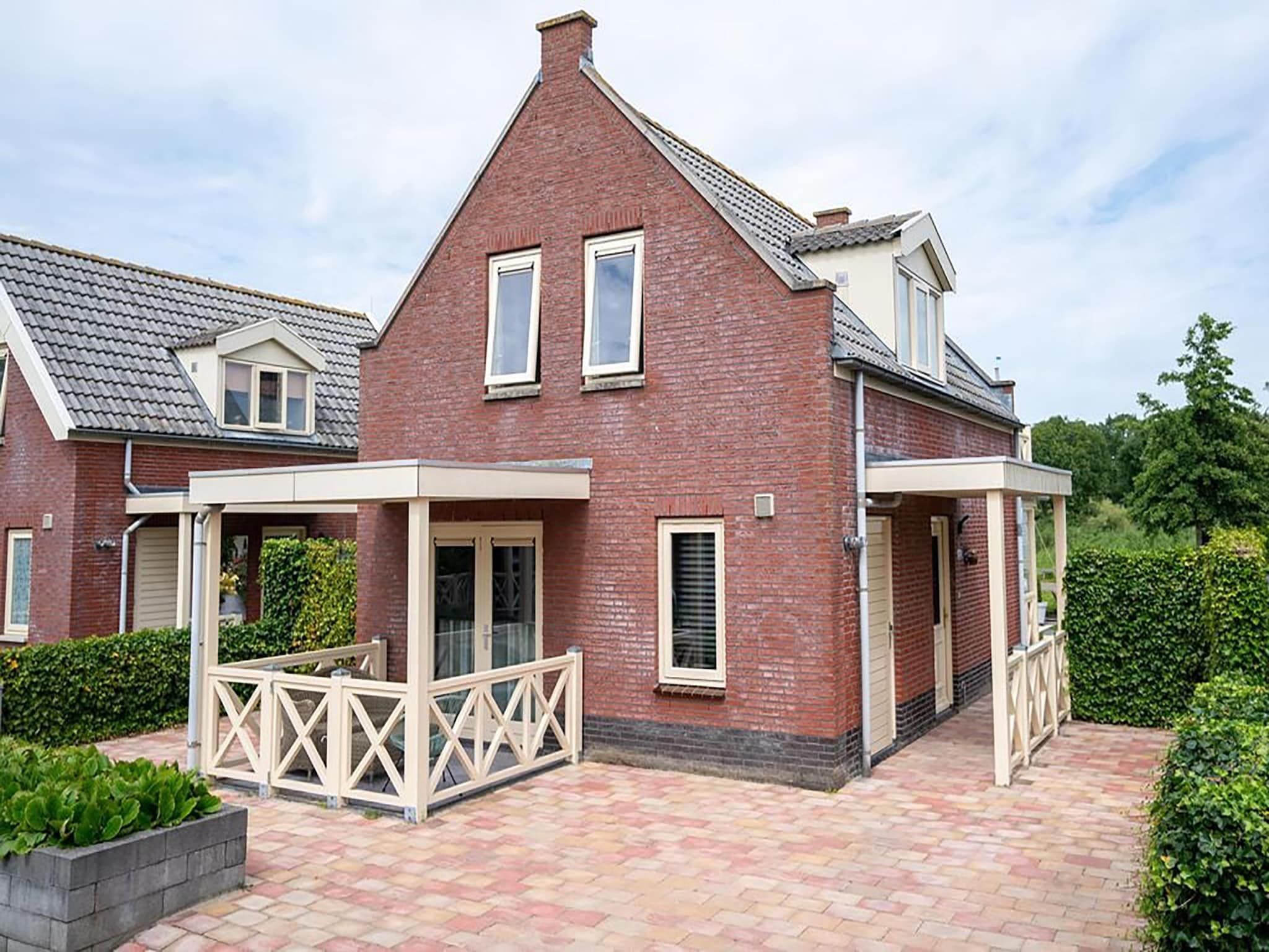 De buitenkant van Standaard 308 in Simonshaven