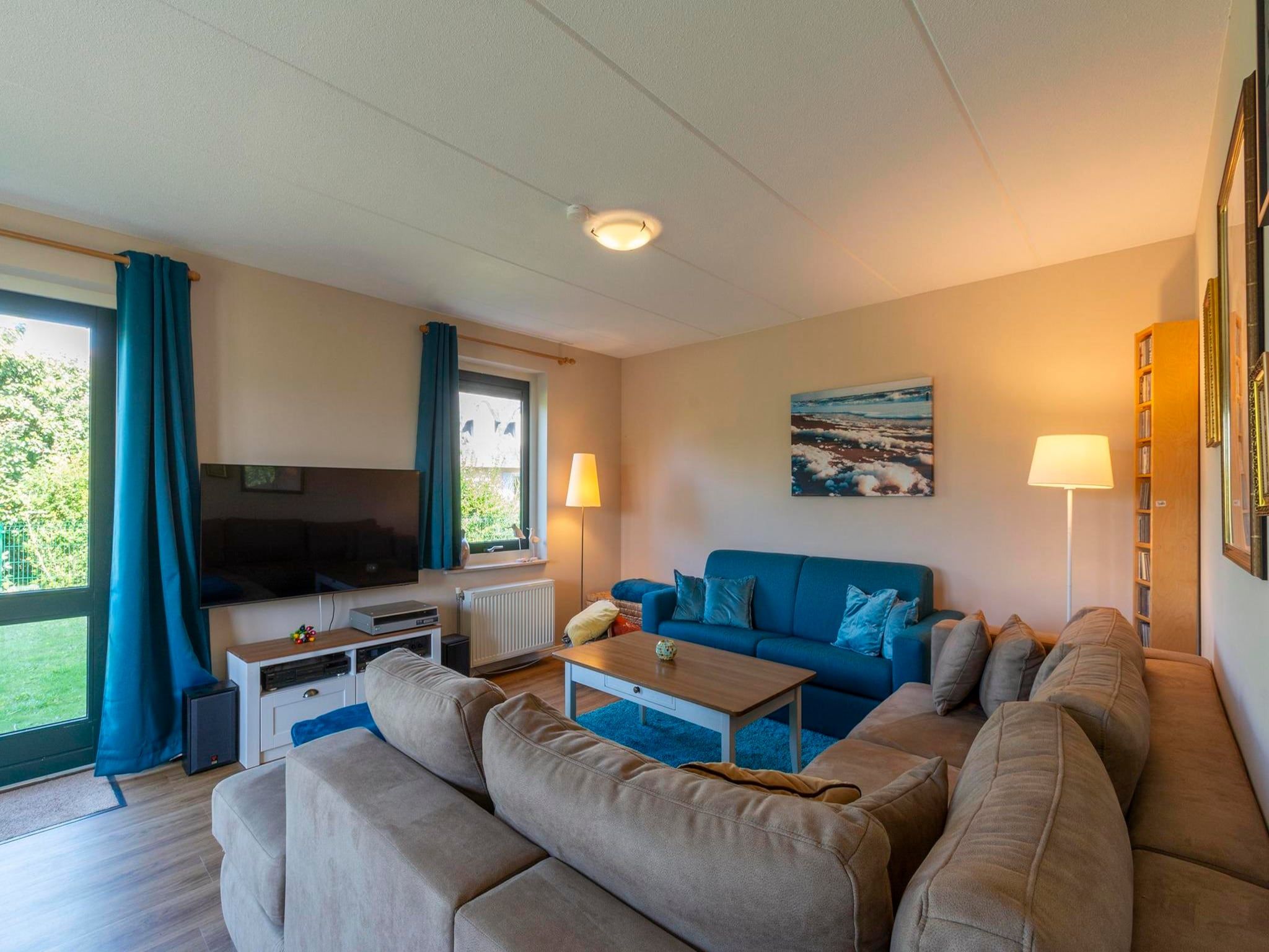 De woonkamer van Duynopgangh 47 in Julianadorp aan Zee