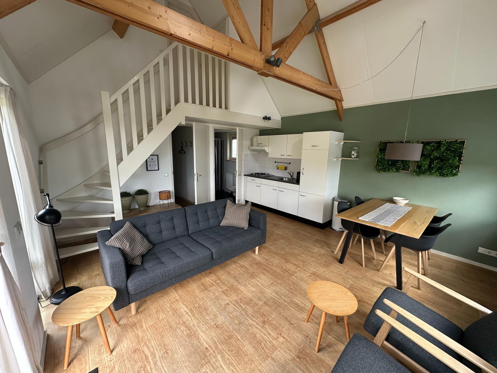 De woonkamer van VT 145 in Tzummarum