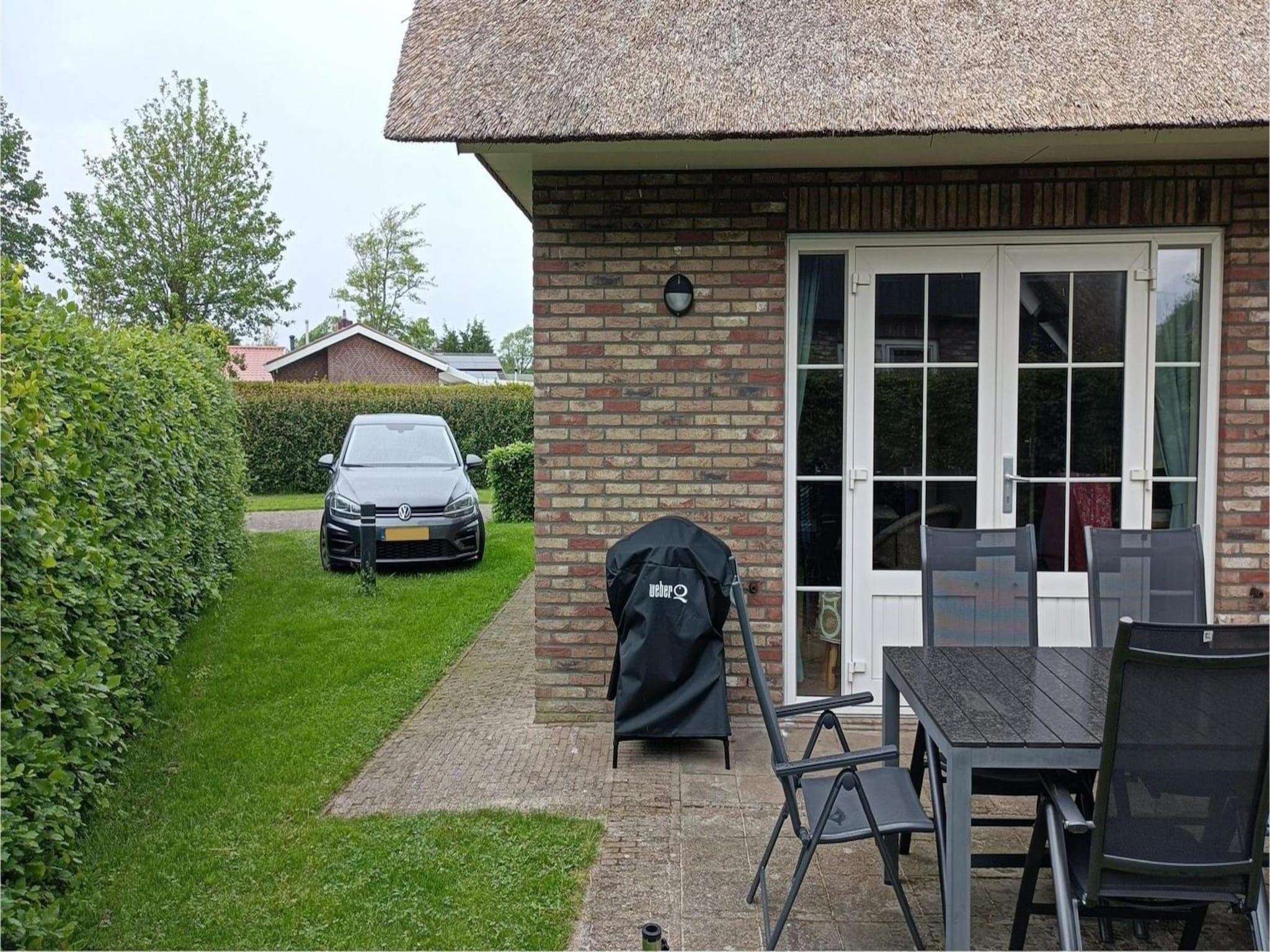De tuin van Anzelhoef 2 in Sint Maartenszee